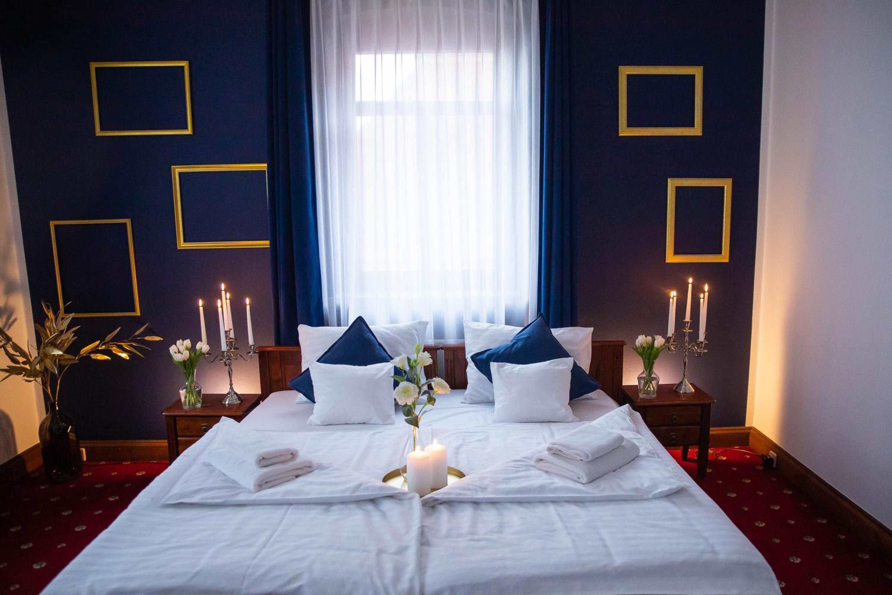 Twin Room - Photo 1