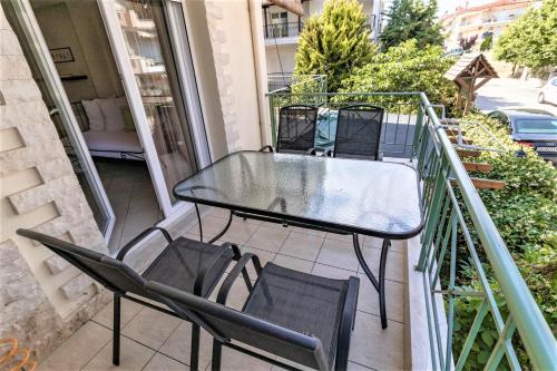 Apartment with Balcony First Floor - Nefeli