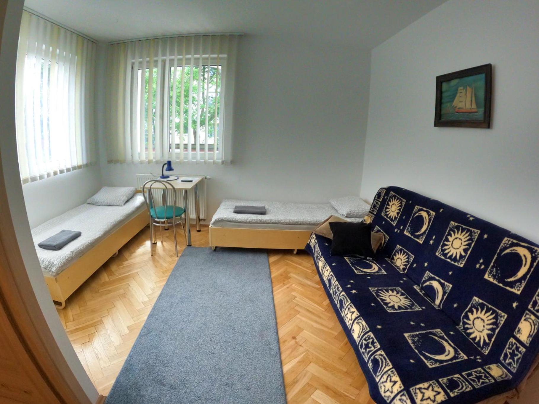 Double Room with Private Bathroom - Photo 1