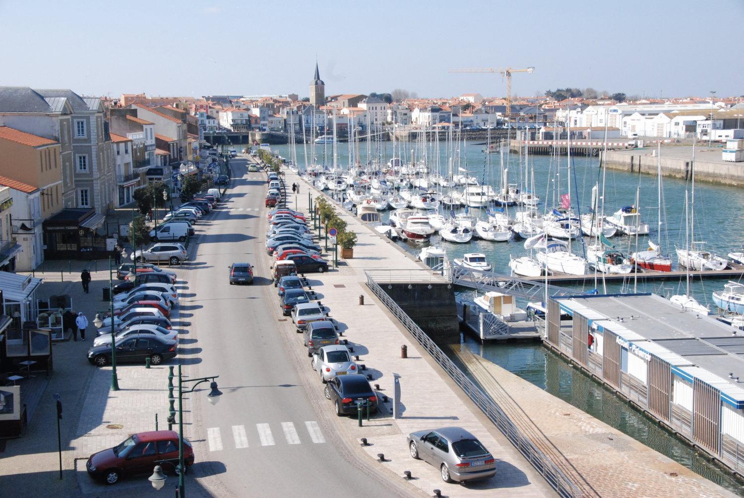Double Room with Port View
