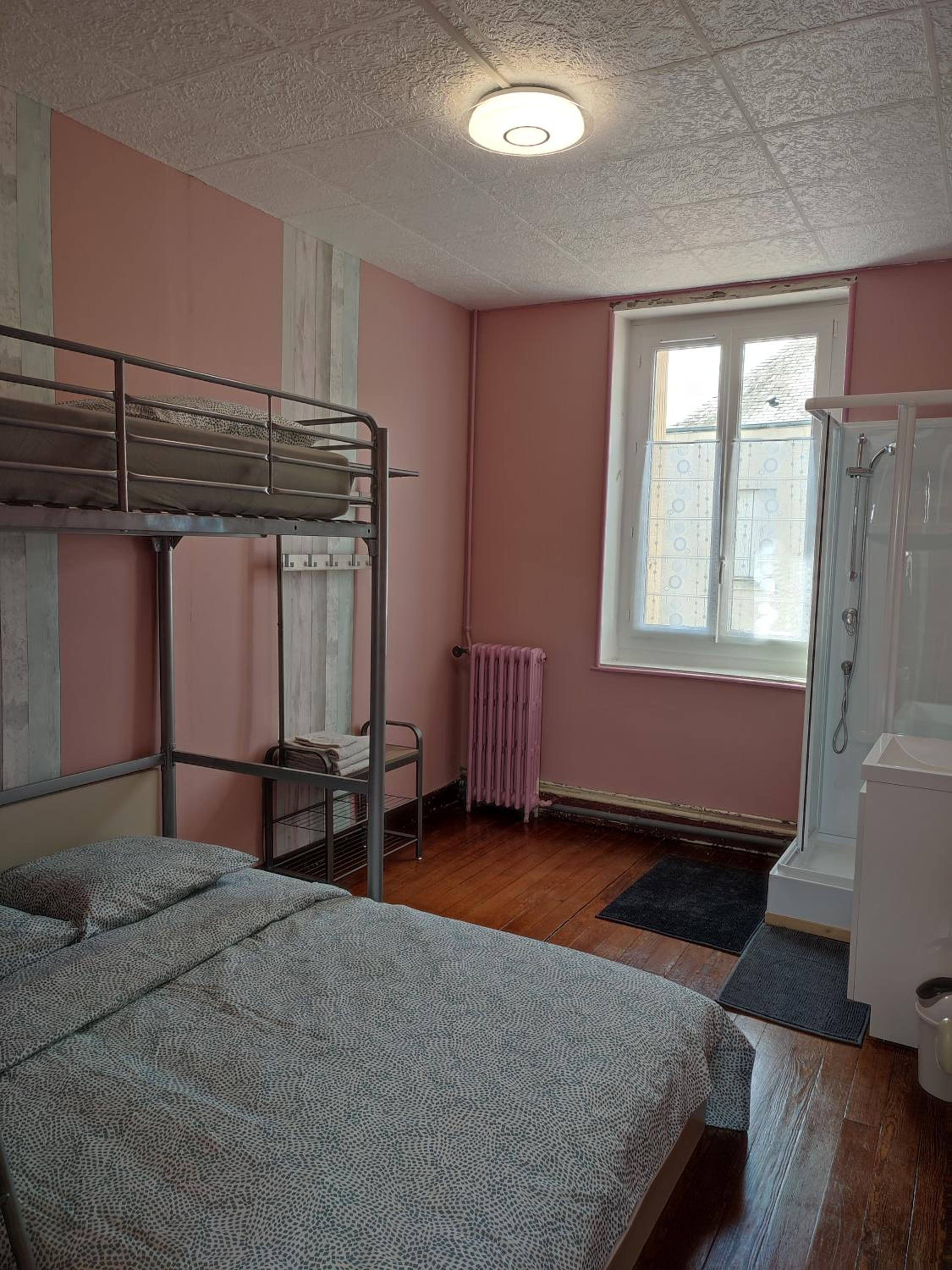 Triple Room with Shower photo 1