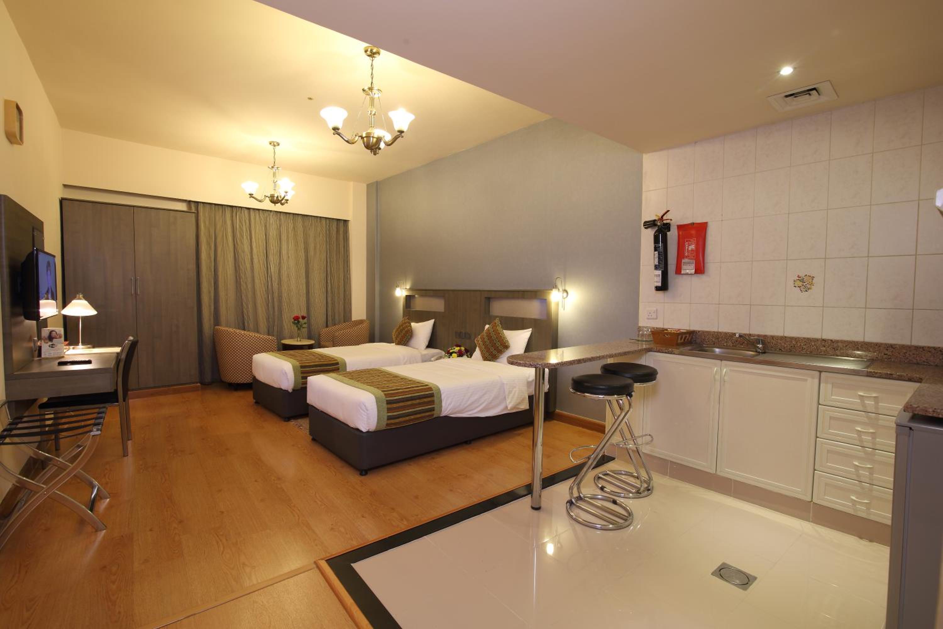 Studio Double with Kitchenette photo 3
