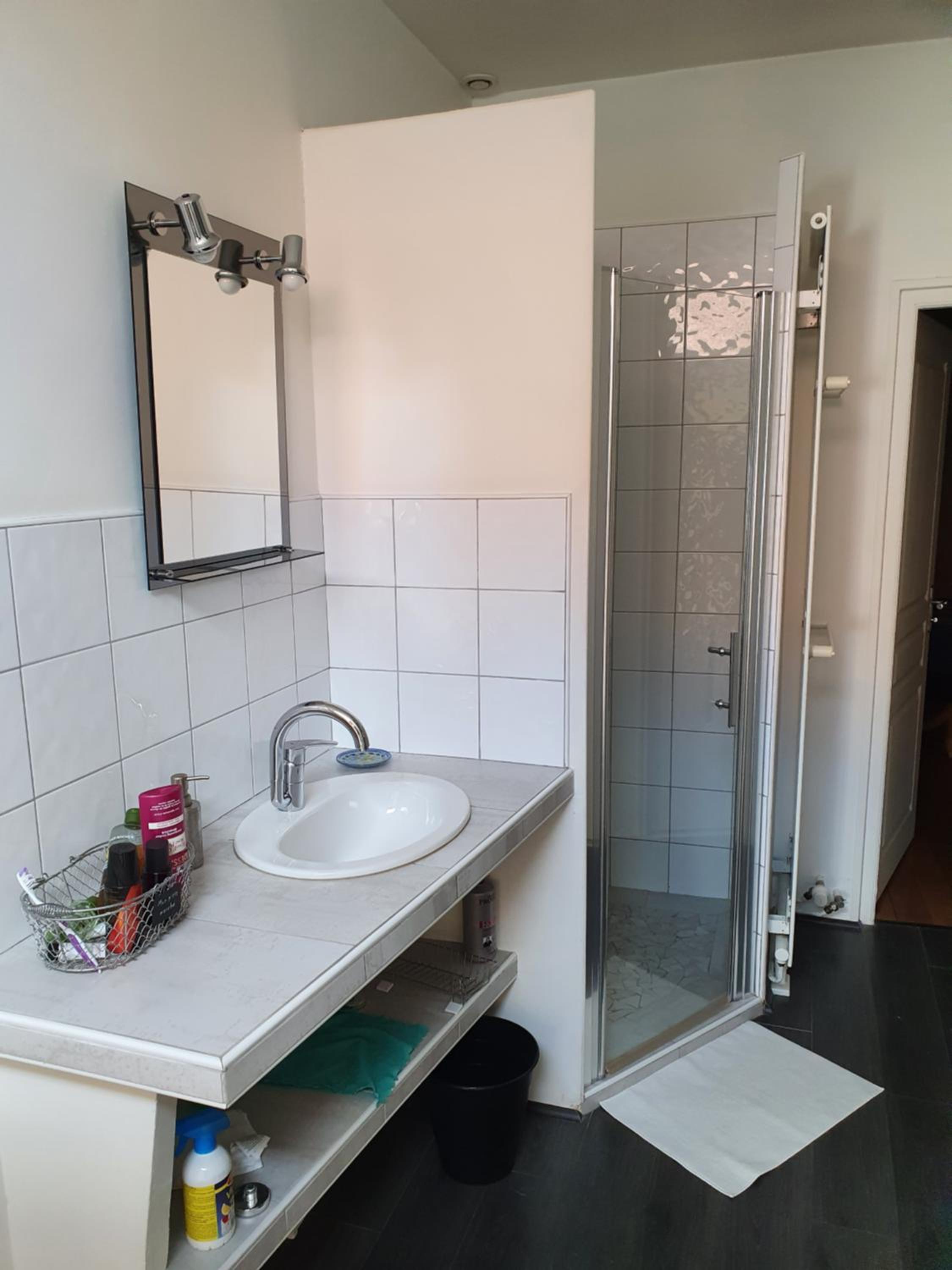Double Room with Private Bathroom photo 2