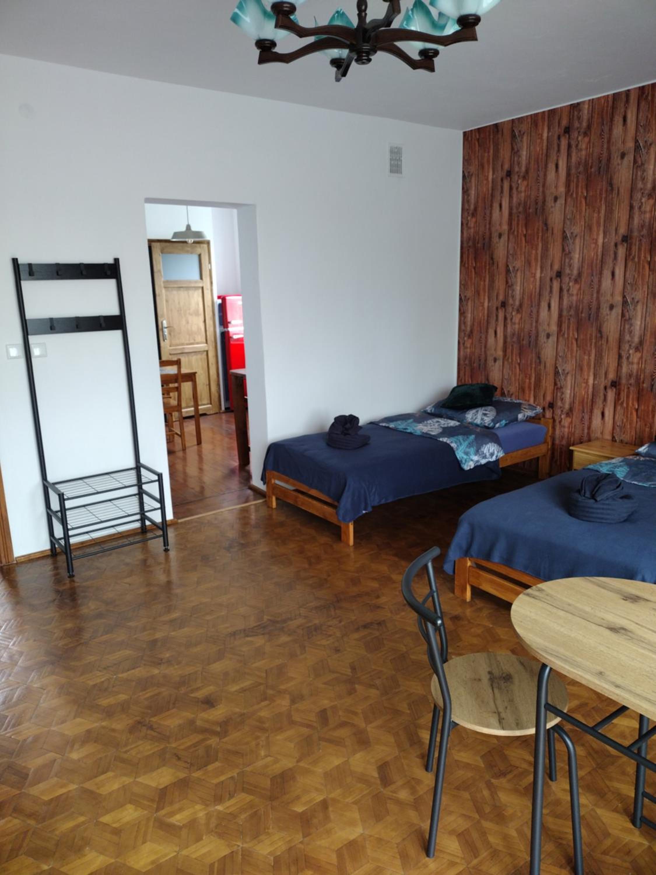 One-Bedroom Apartment photo 1