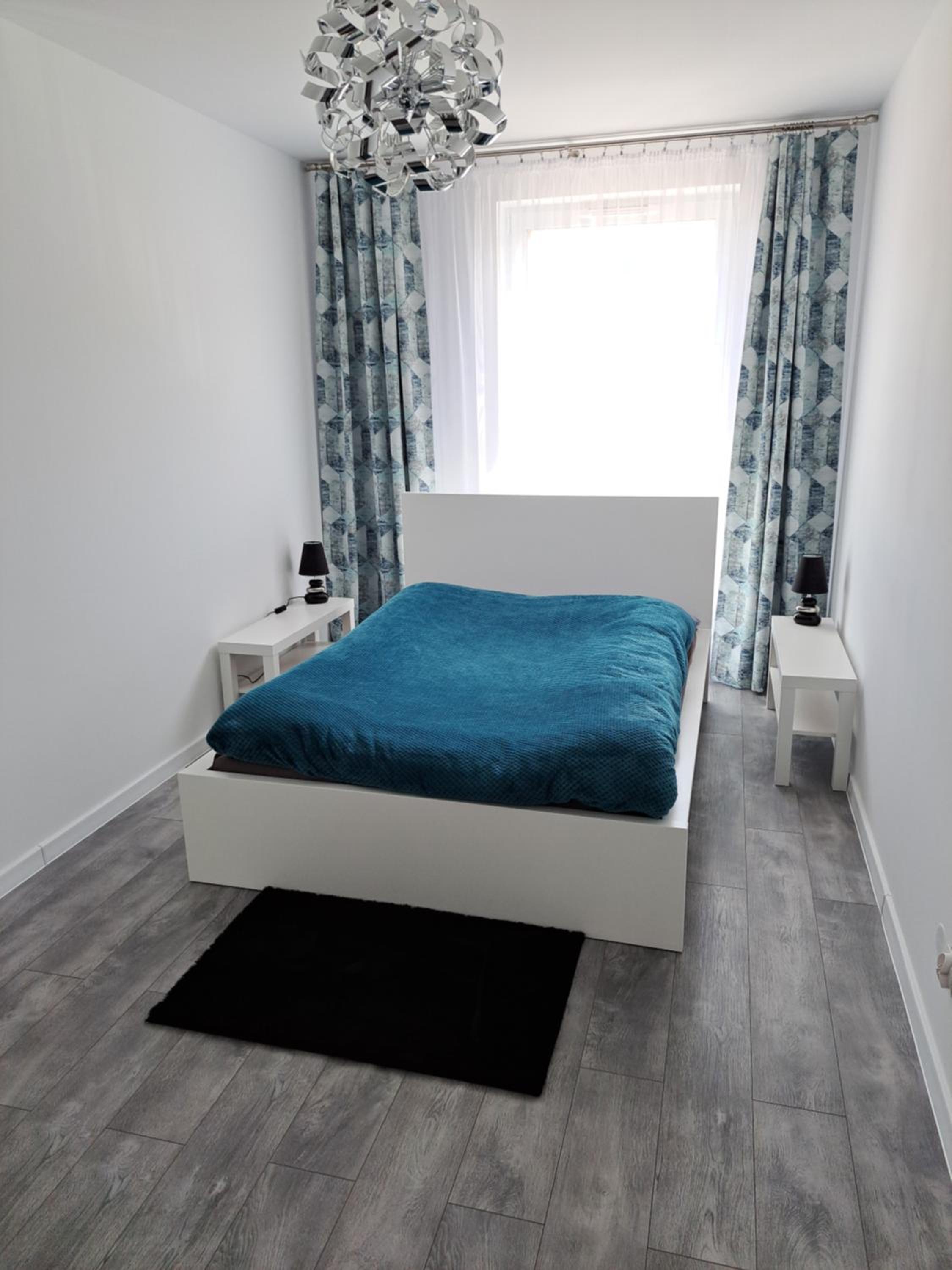 One-Bedroom Apartment - Photo 9
