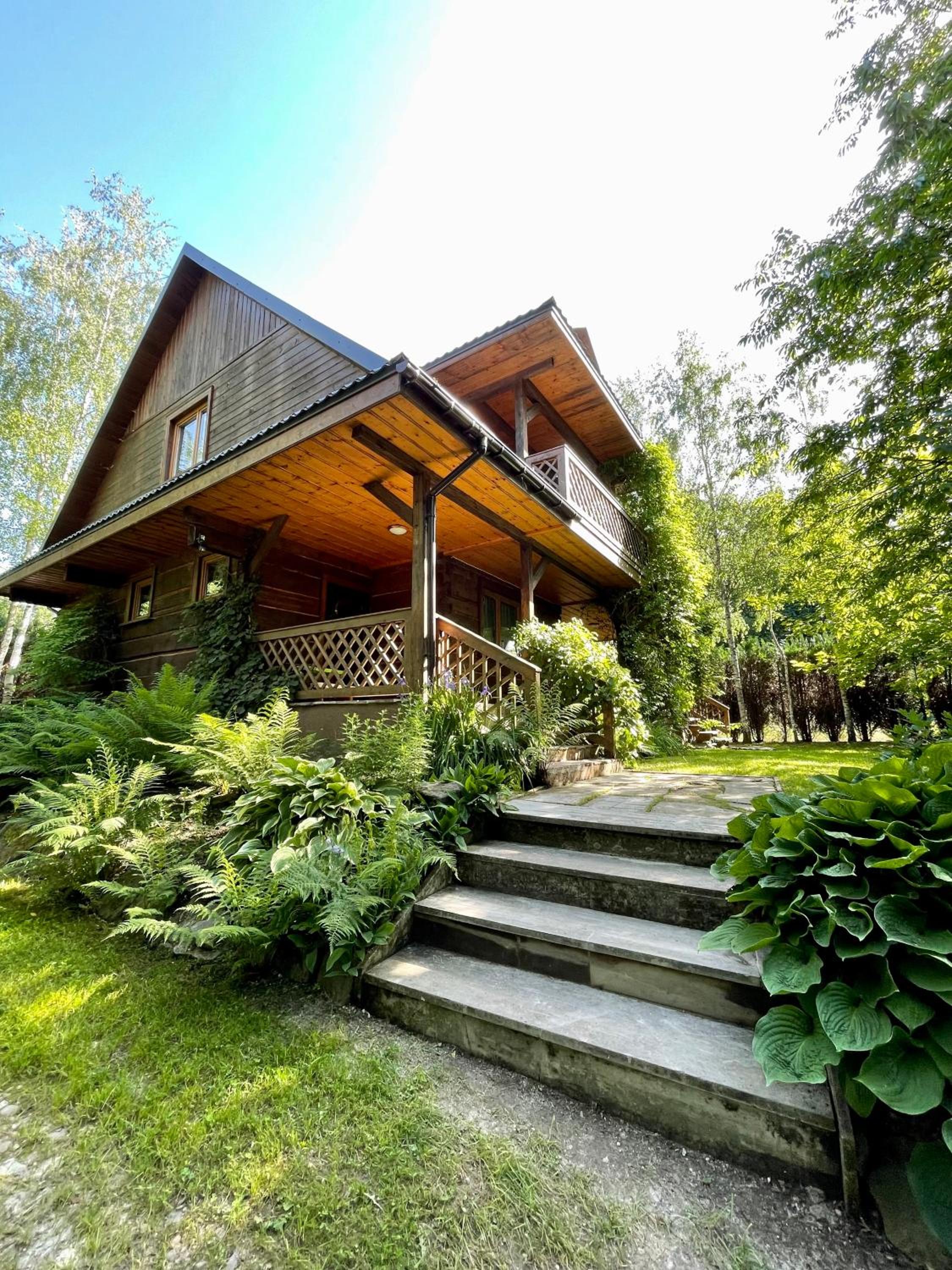 Four-Bedroom House - Photo 25