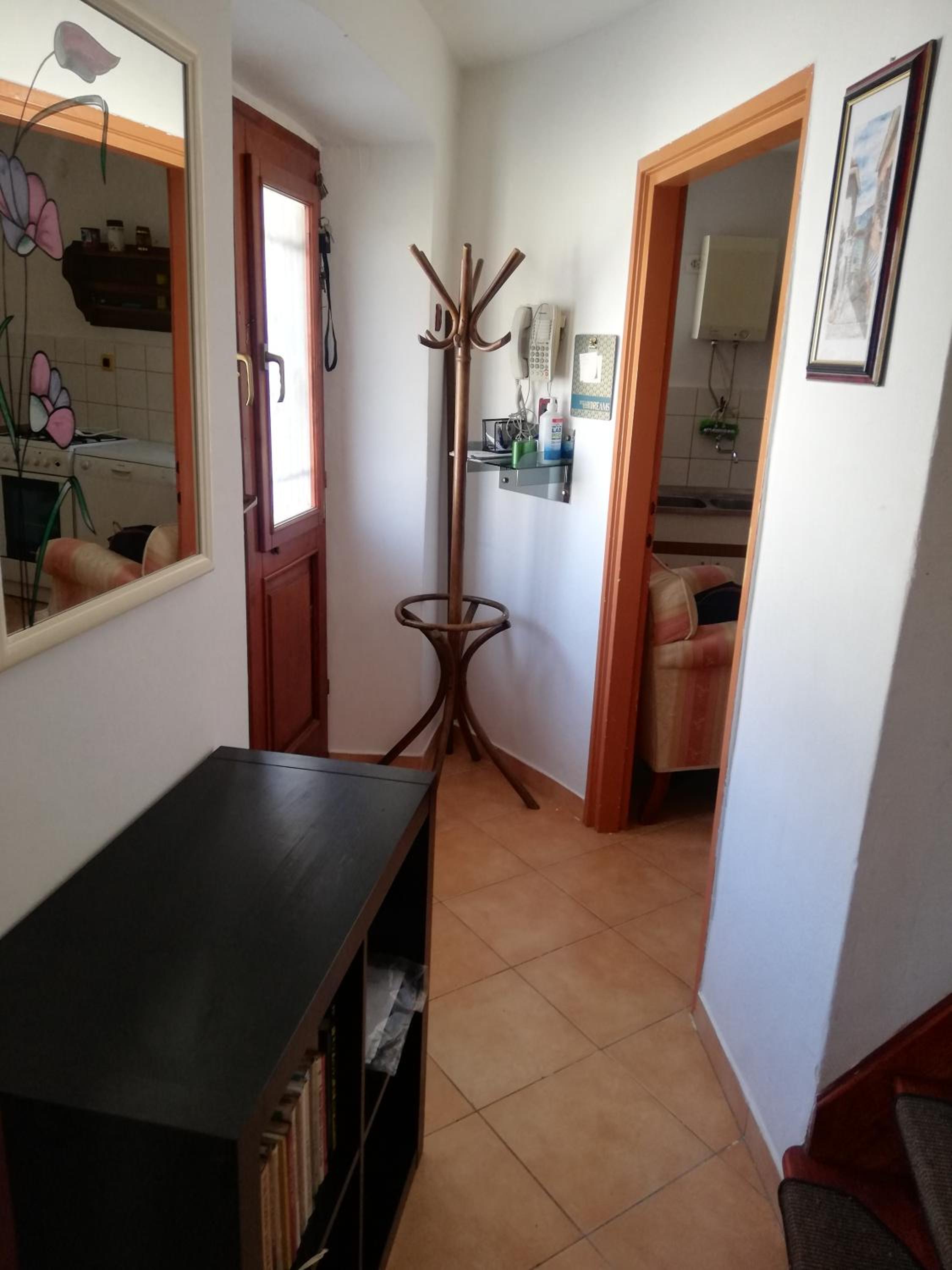 Two-Bedroom Apartment - Photo 11