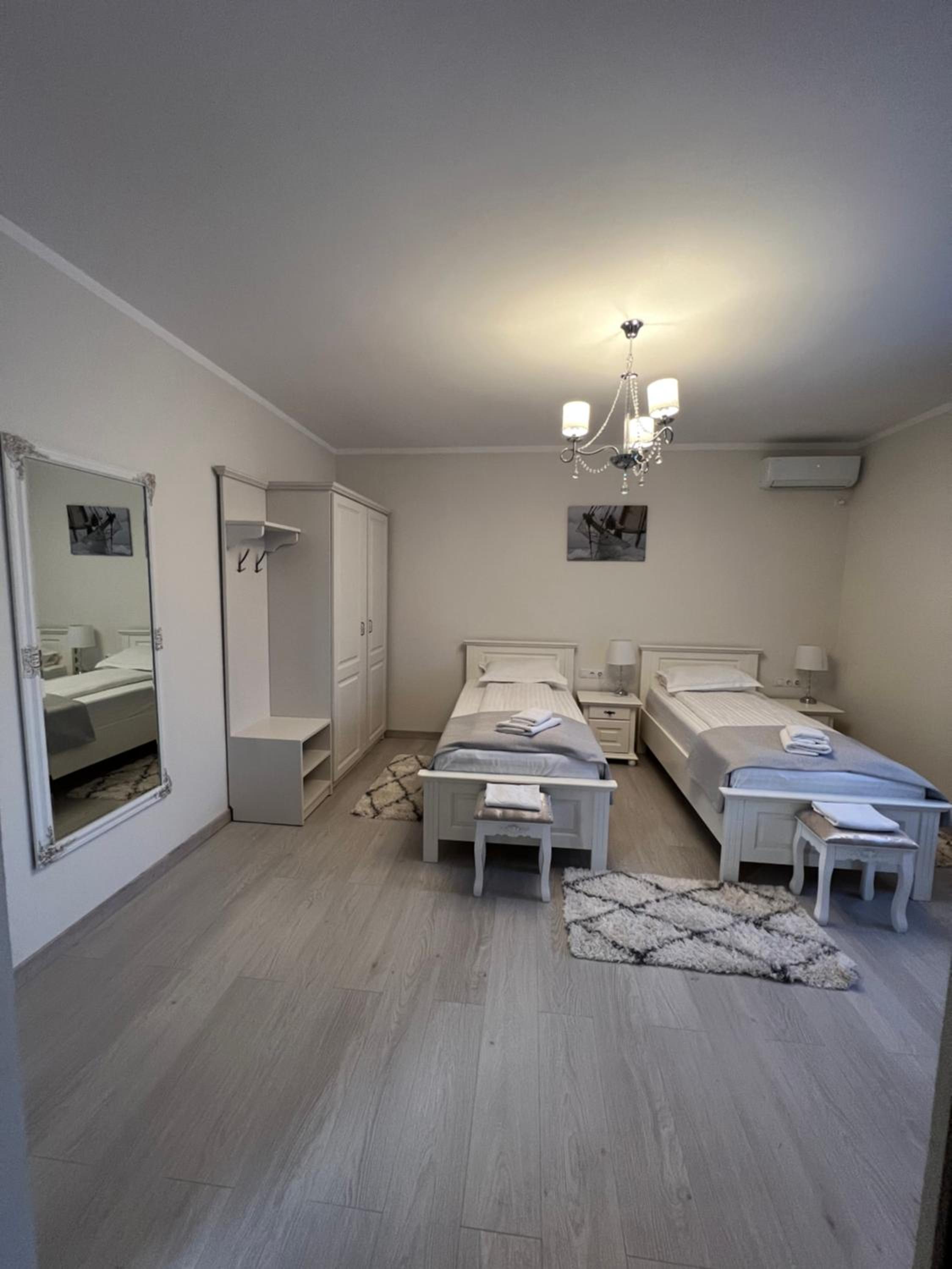 Standard Twin Room with Garden View photo 2