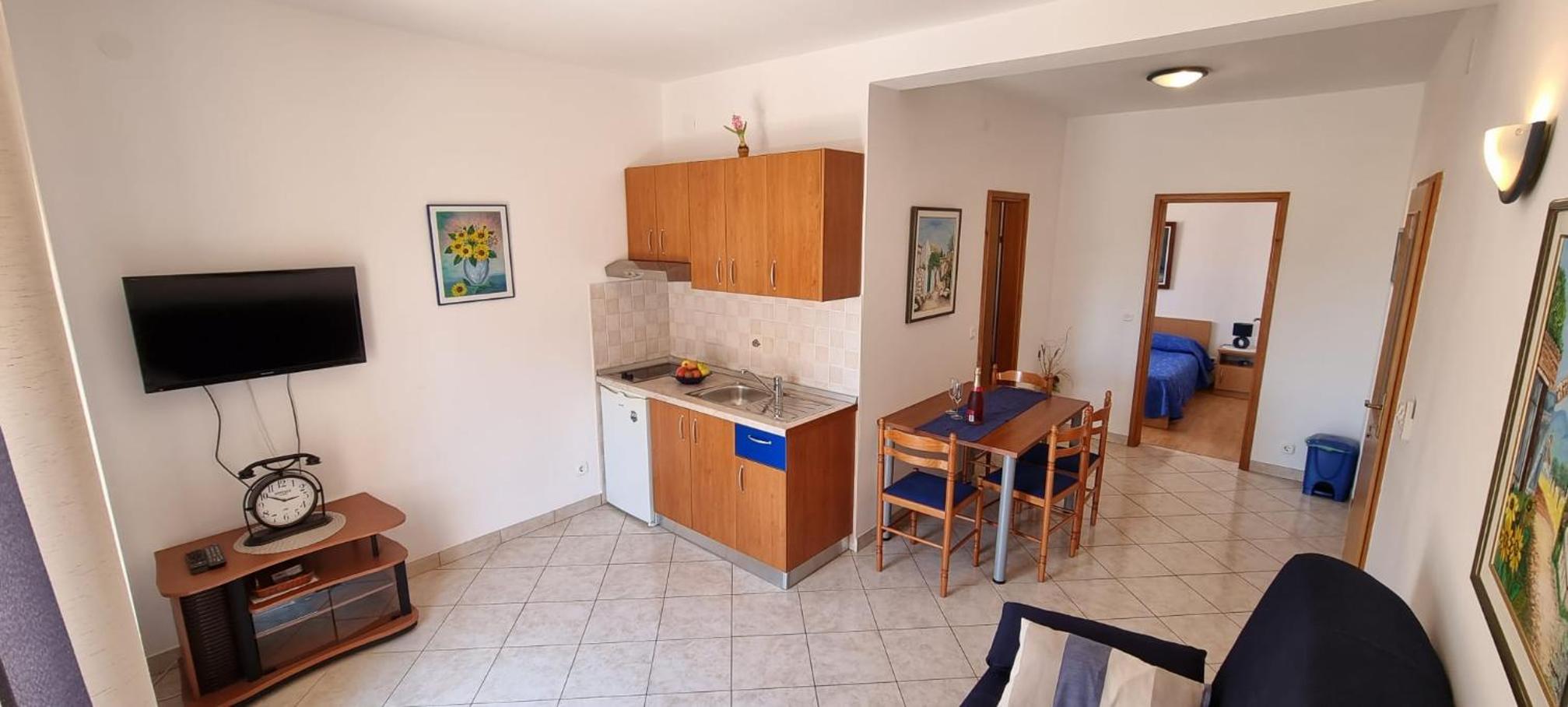 Apartment with Terrace photo 2