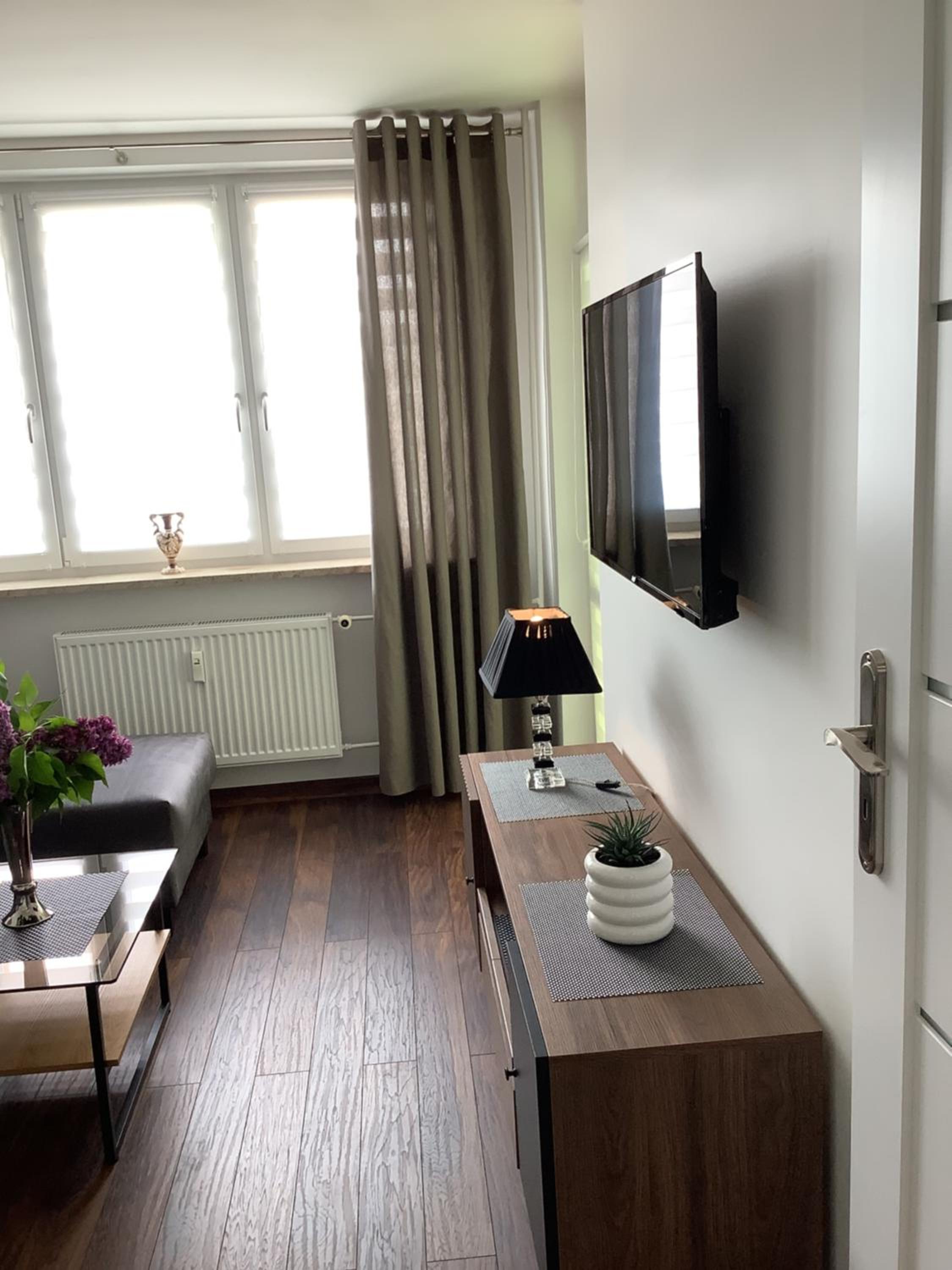 Two-Bedroom Apartment - Photo 18