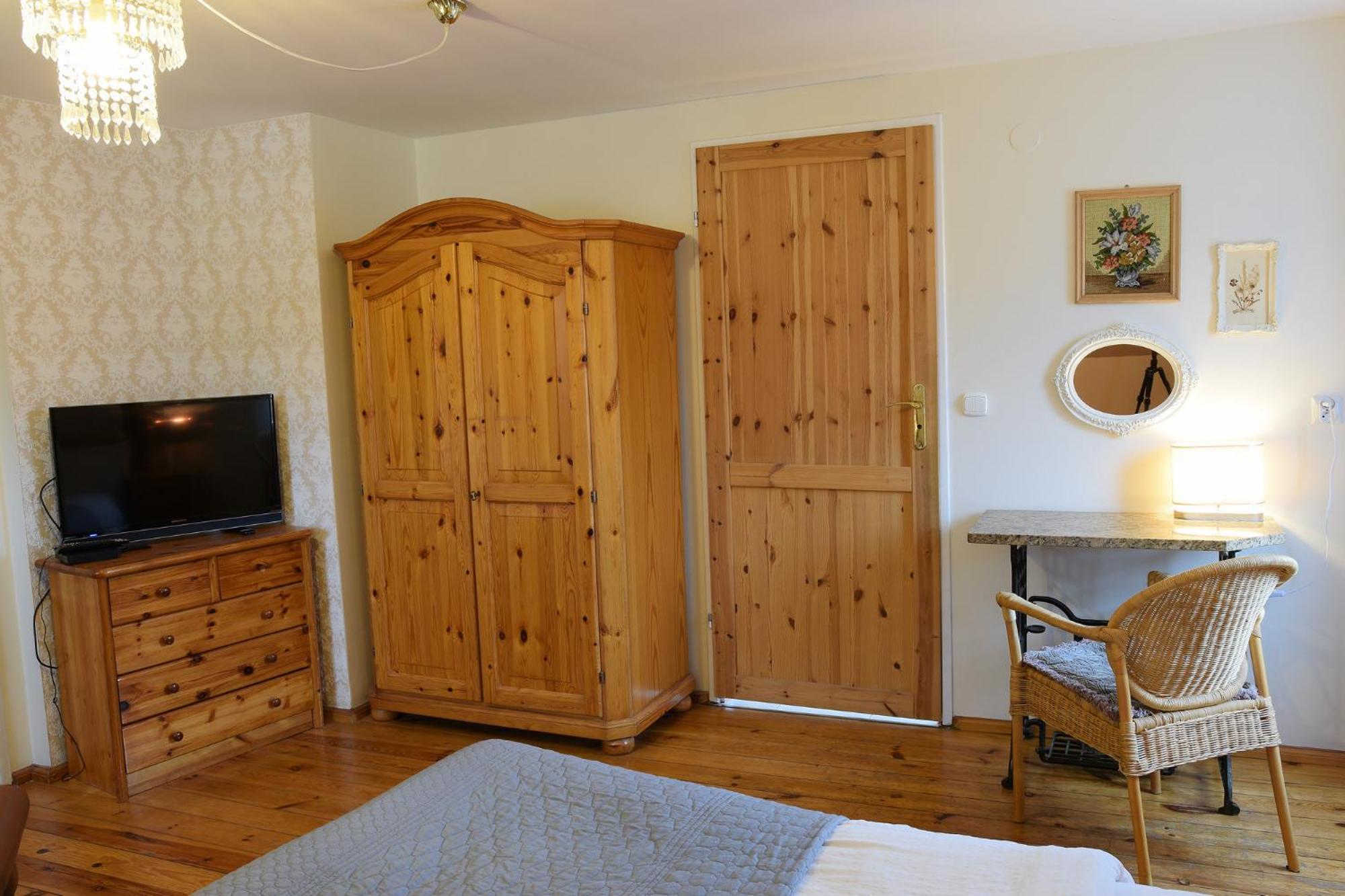 Double Room with Balcony - Photo 20