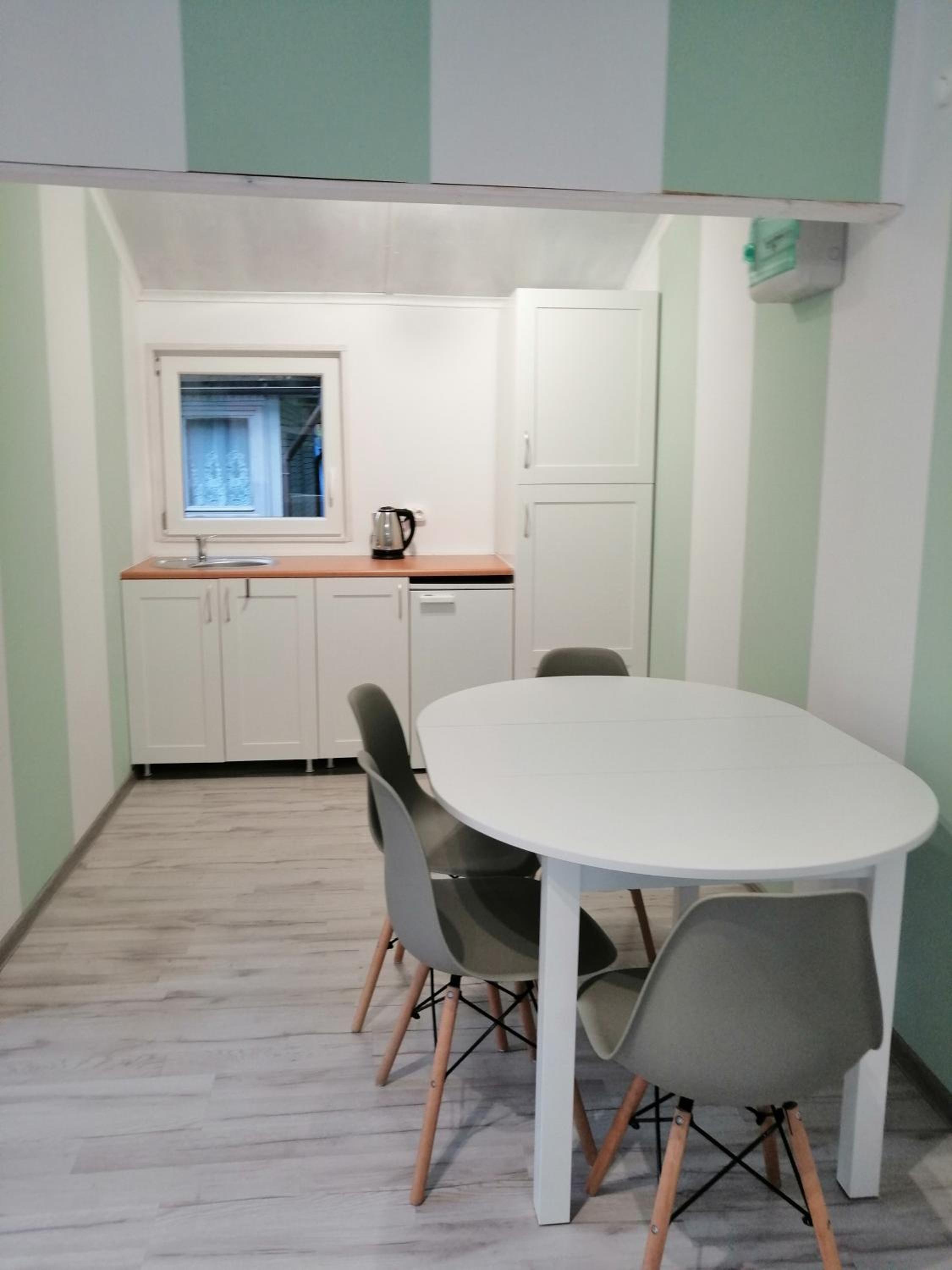 One-Bedroom House photo 2