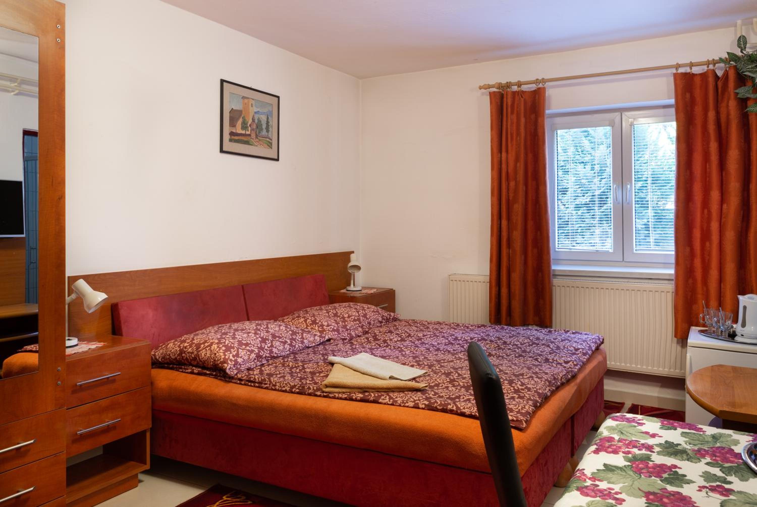 Standard Triple Room photo 1