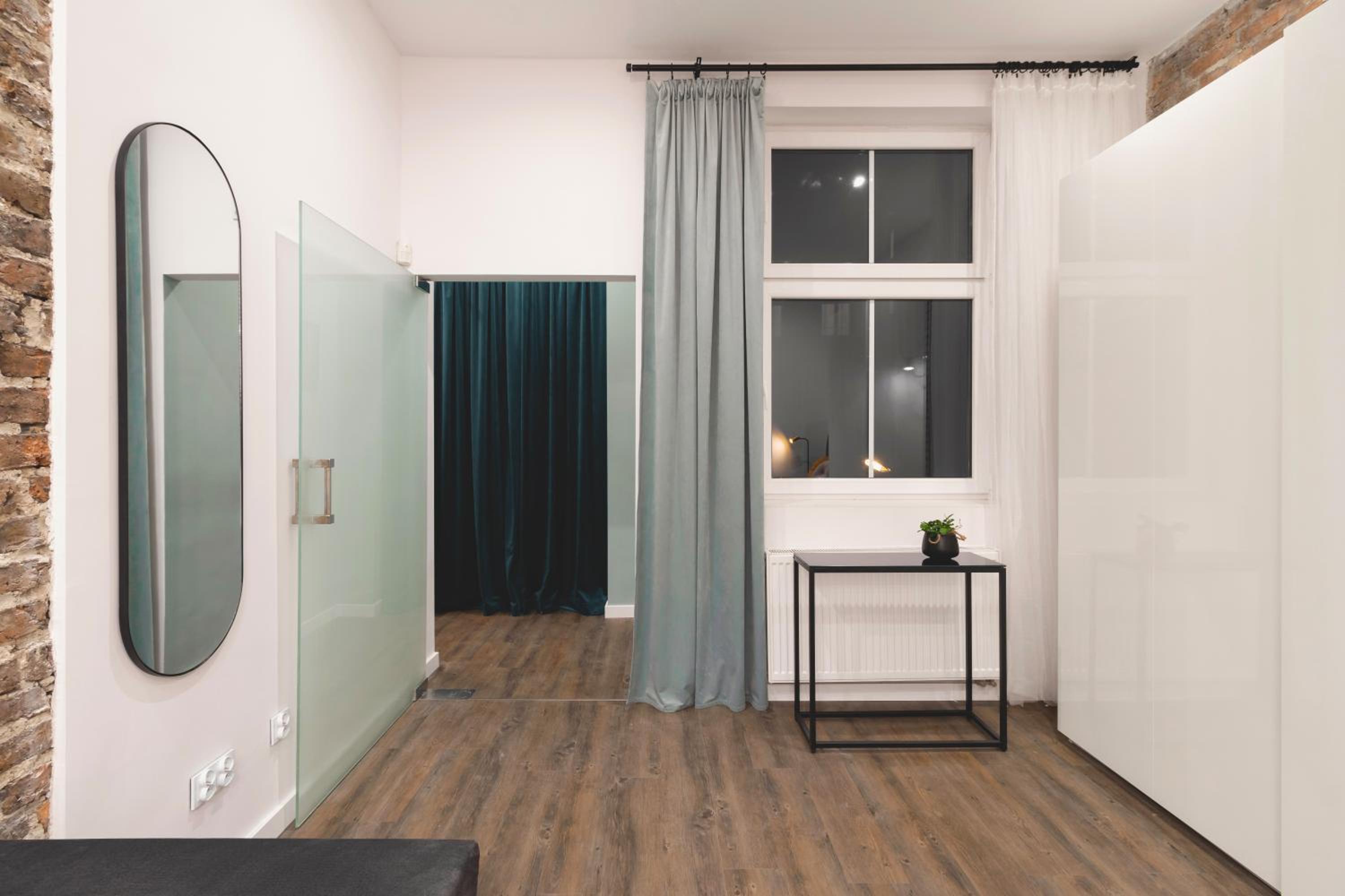 Apartment - Photo 4
