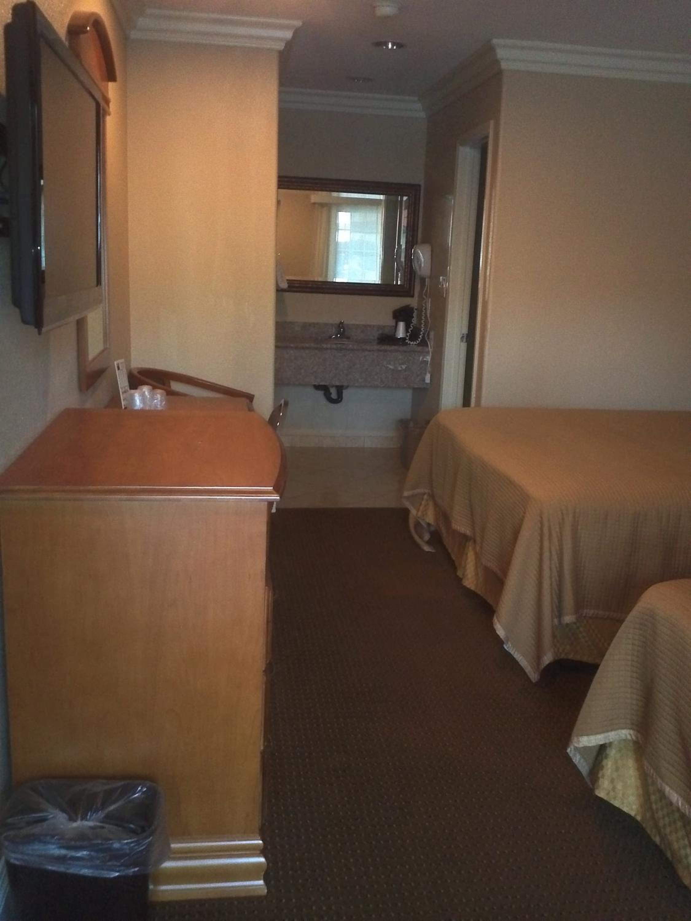 Double Room with Two Double Beds photo 1
