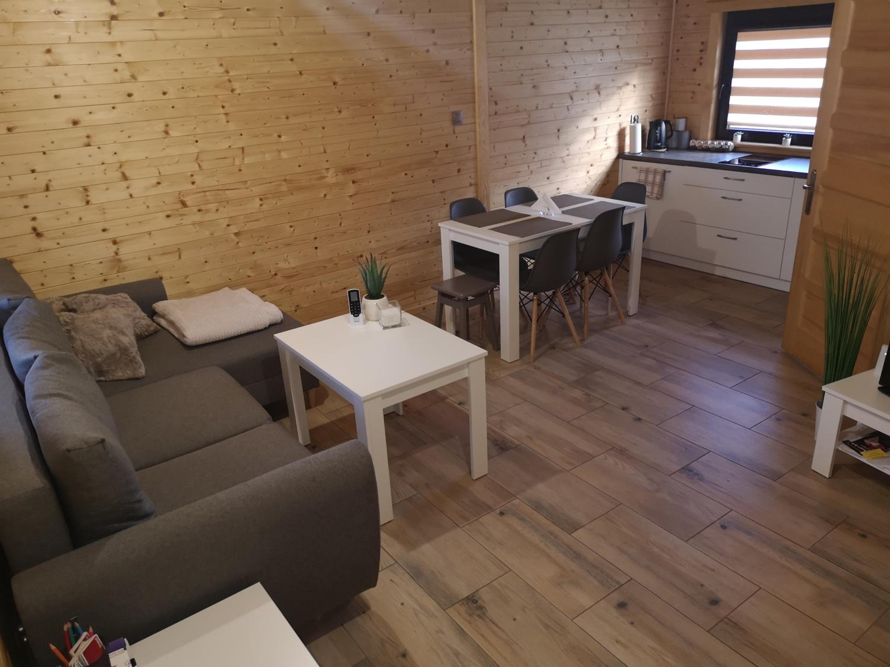 Two-Bedroom House - Photo 14