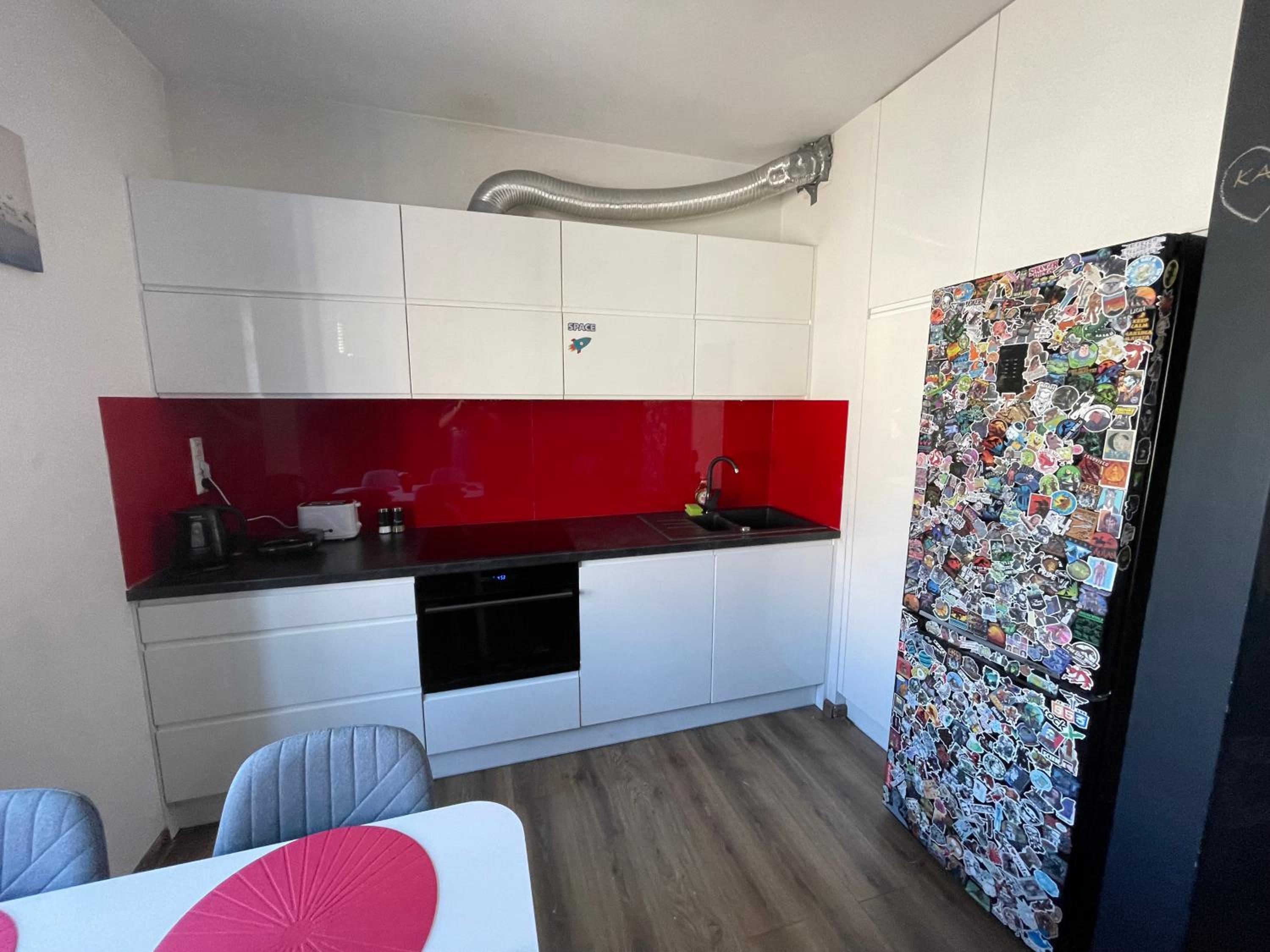 One-Bedroom Apartment - Photo 18