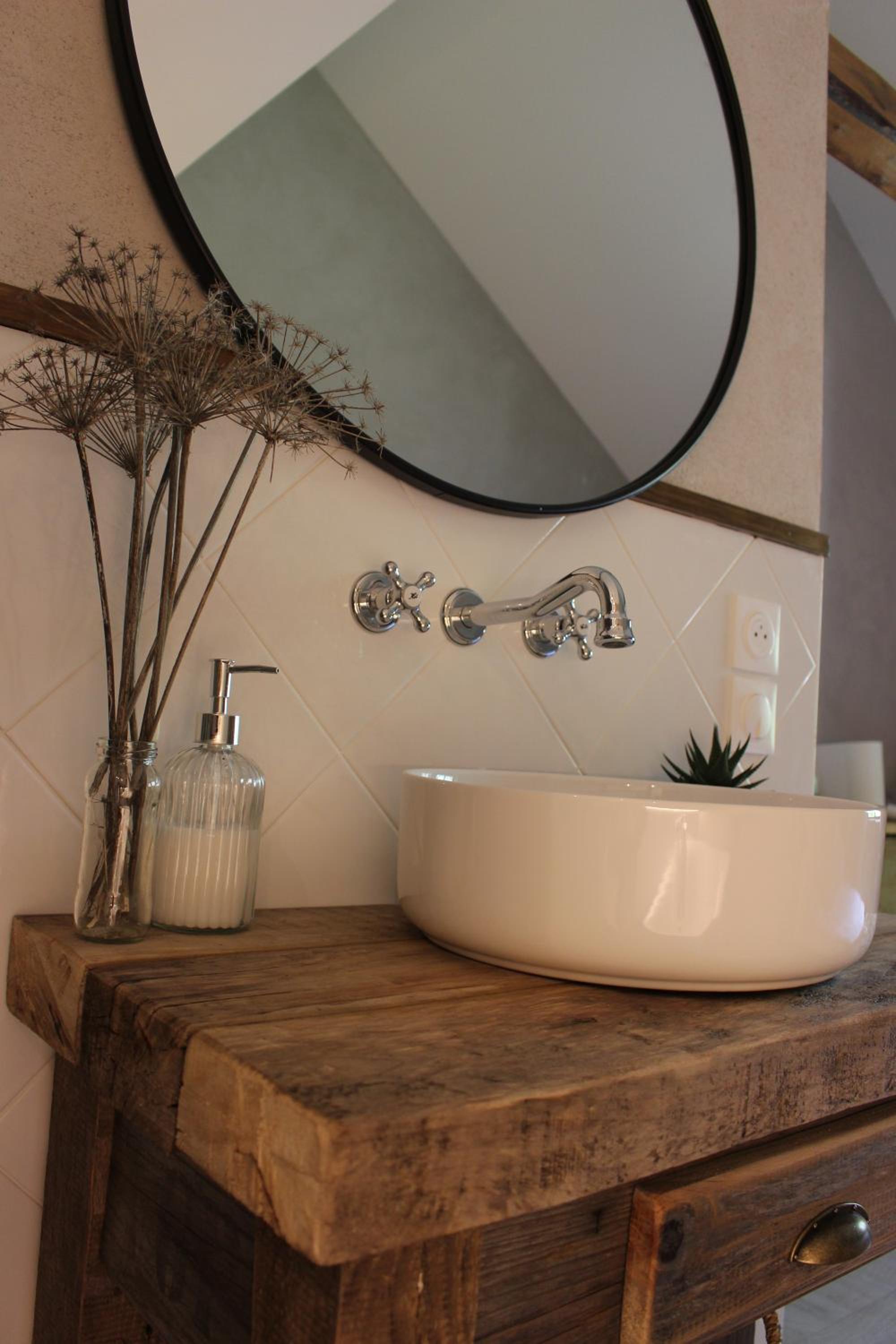 Deluxe Double Room with Bath photo 3