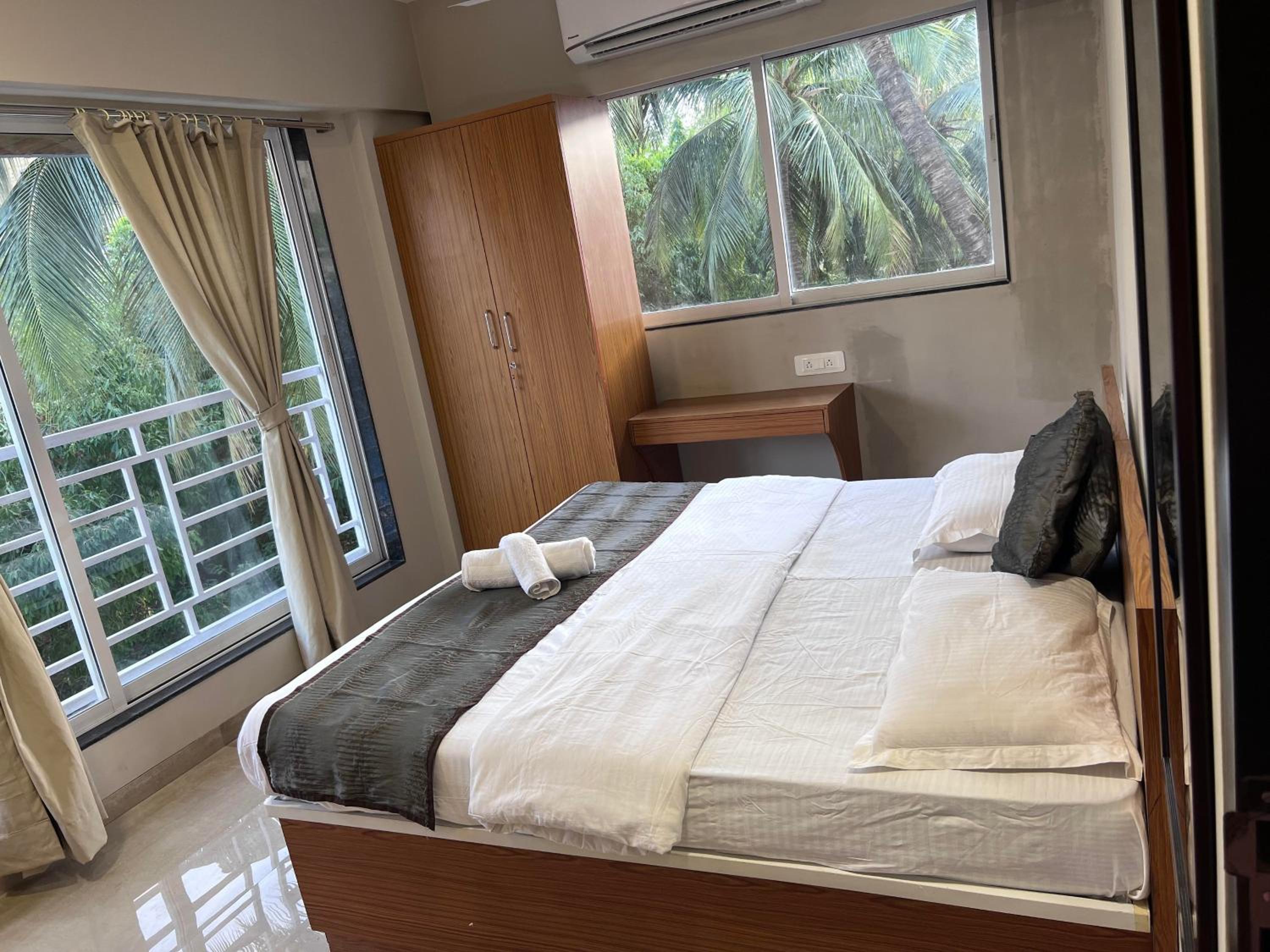 Deluxe Double Room - Photo 18