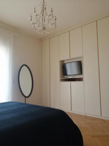 Large Double Room photo 1