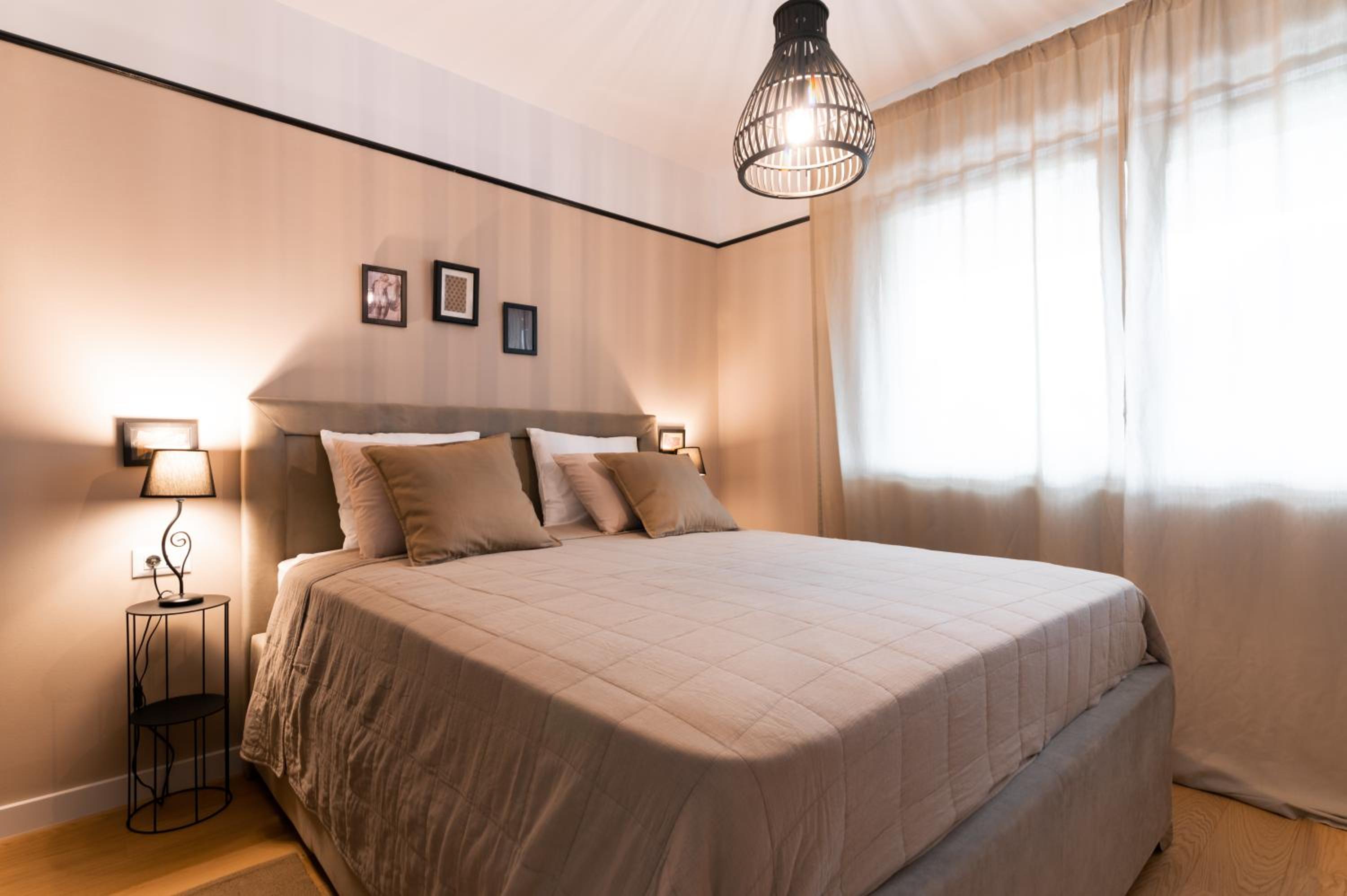 One-Bedroom Apartment - Photo 13