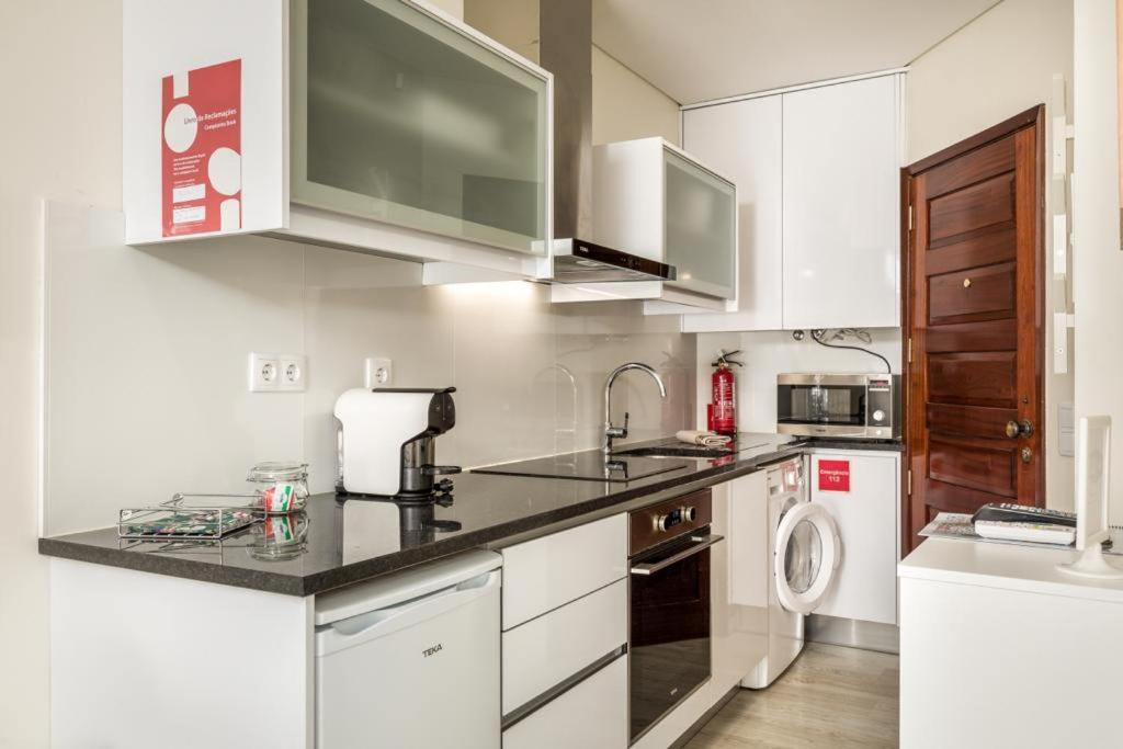 One-Bedroom Apartment - Photo 8