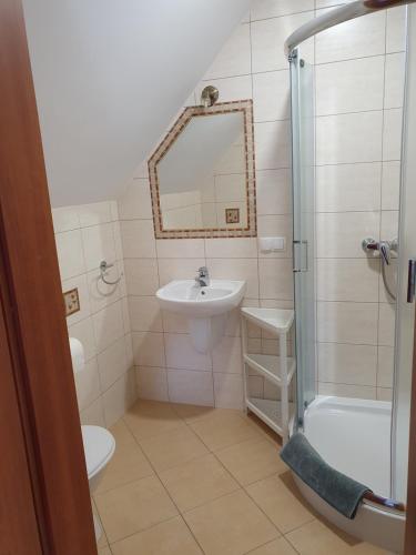 Double Room with Private Bathroom photo 1