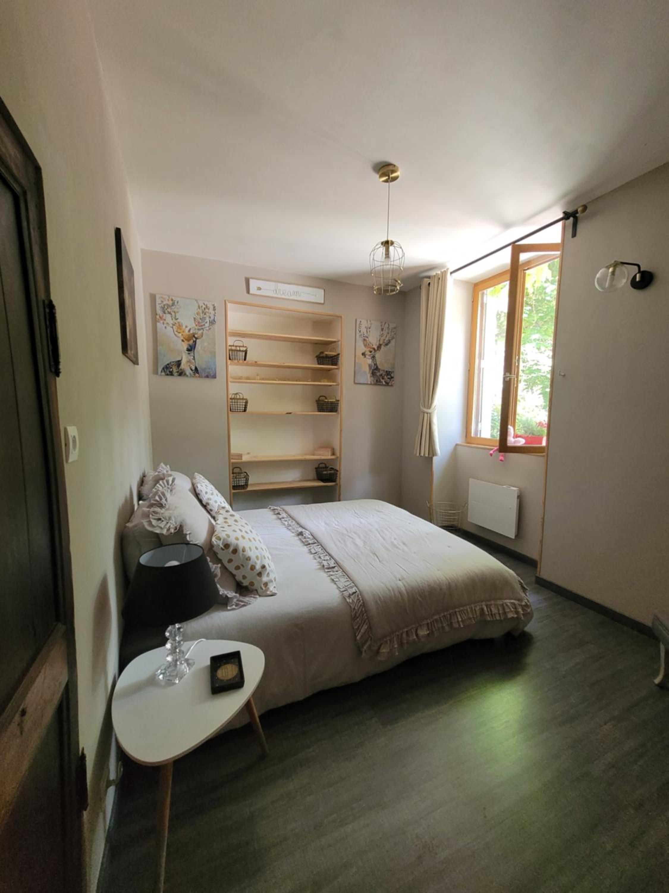 Two-Bedroom Apartment - Photo 11