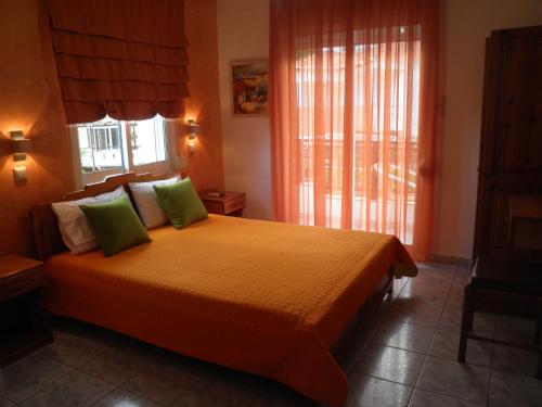 Double Room with Balcony photo 3