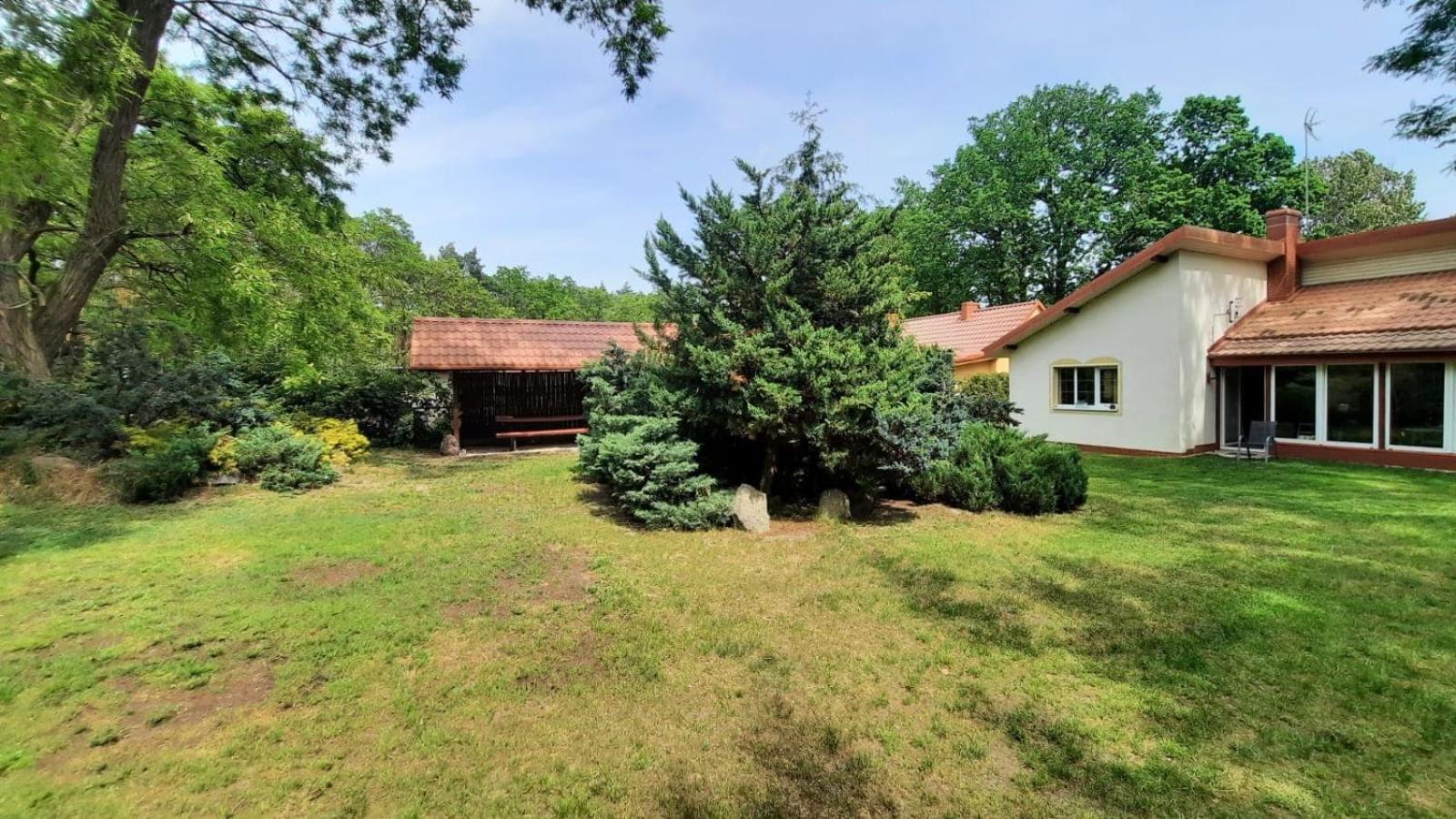 Two-Bedroom House photo 2