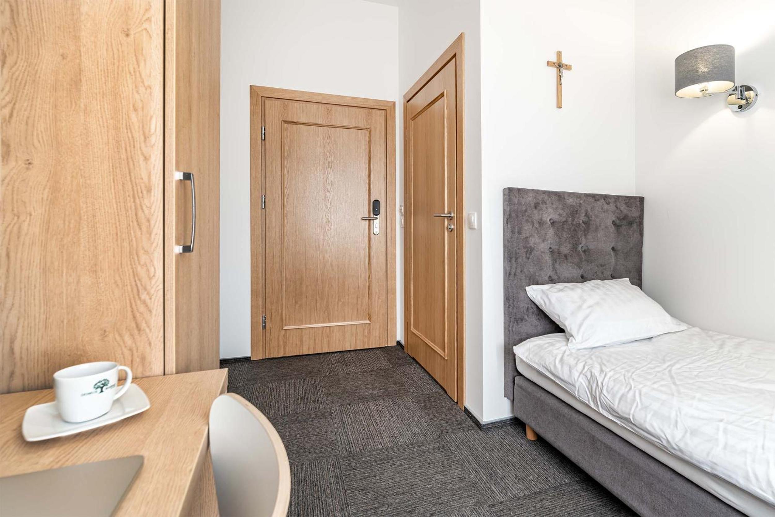 Single Room photo 2