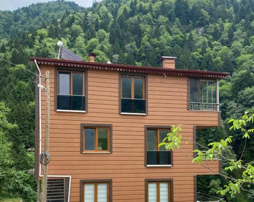 Apartment with Balcony - Photo 1
