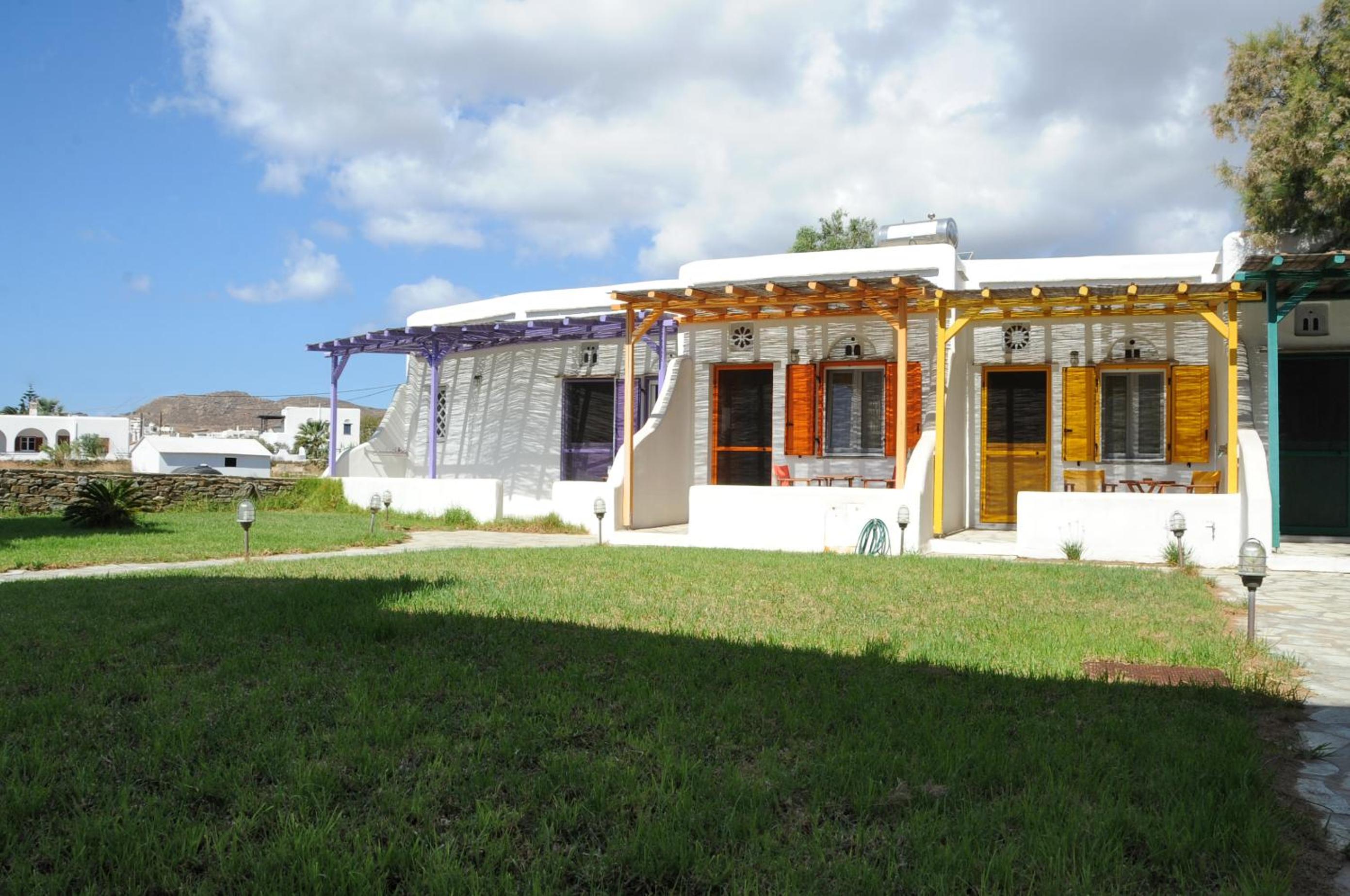 Studio with Garden View (2 Adults) photo 1
