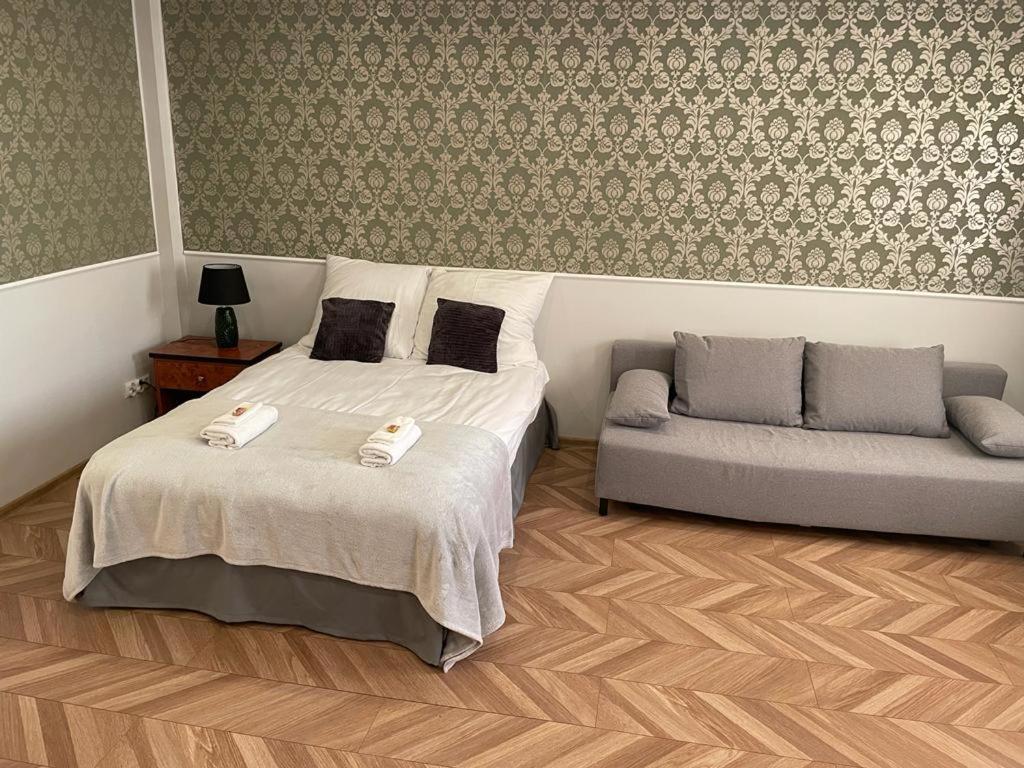 Apartment - Photo 4