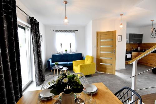 Two-Bedroom Townhouse photo 3