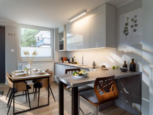 Apartment - Ground Floor photo 2