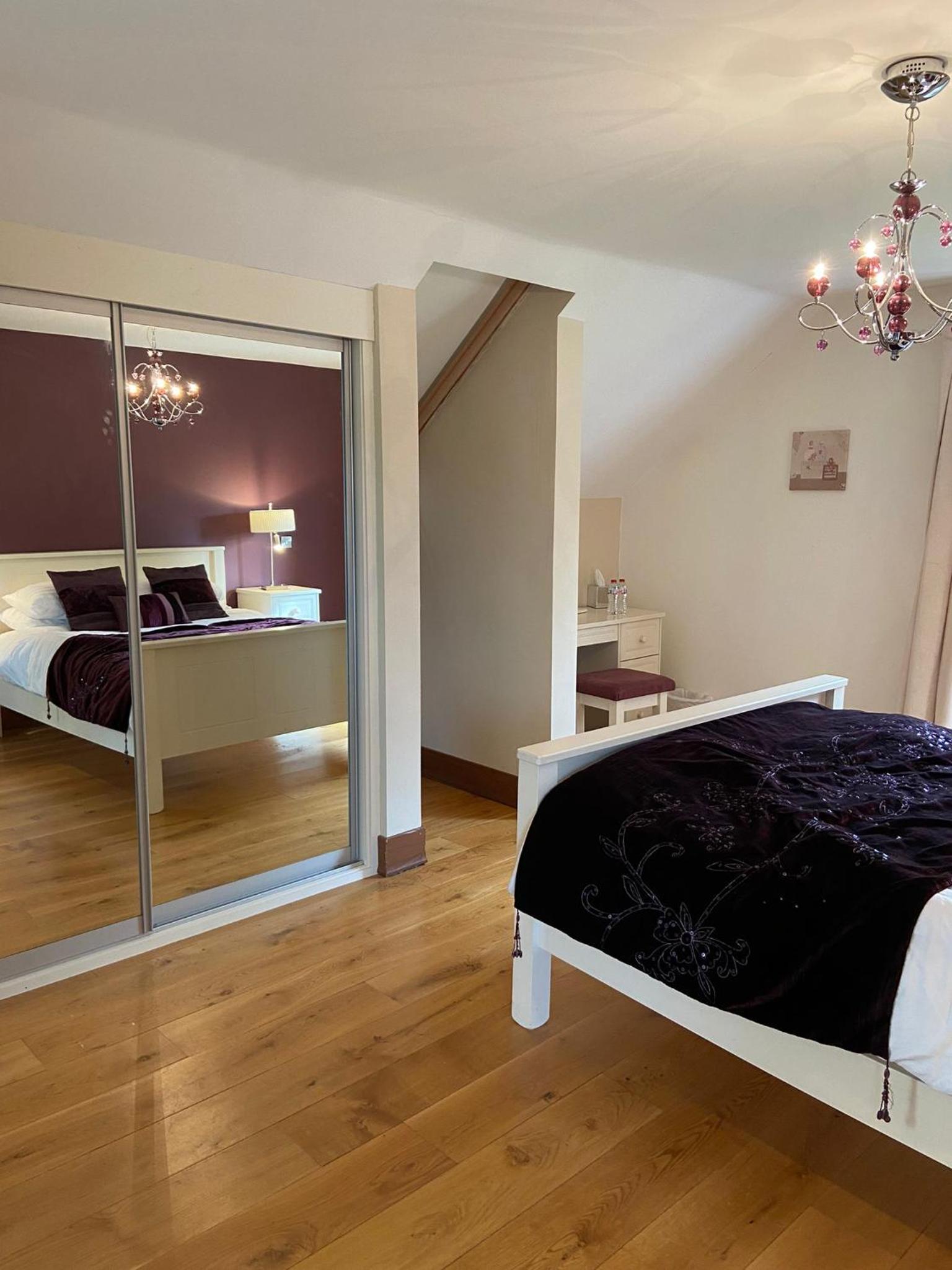 Double Room with Private Bathroom photo 2