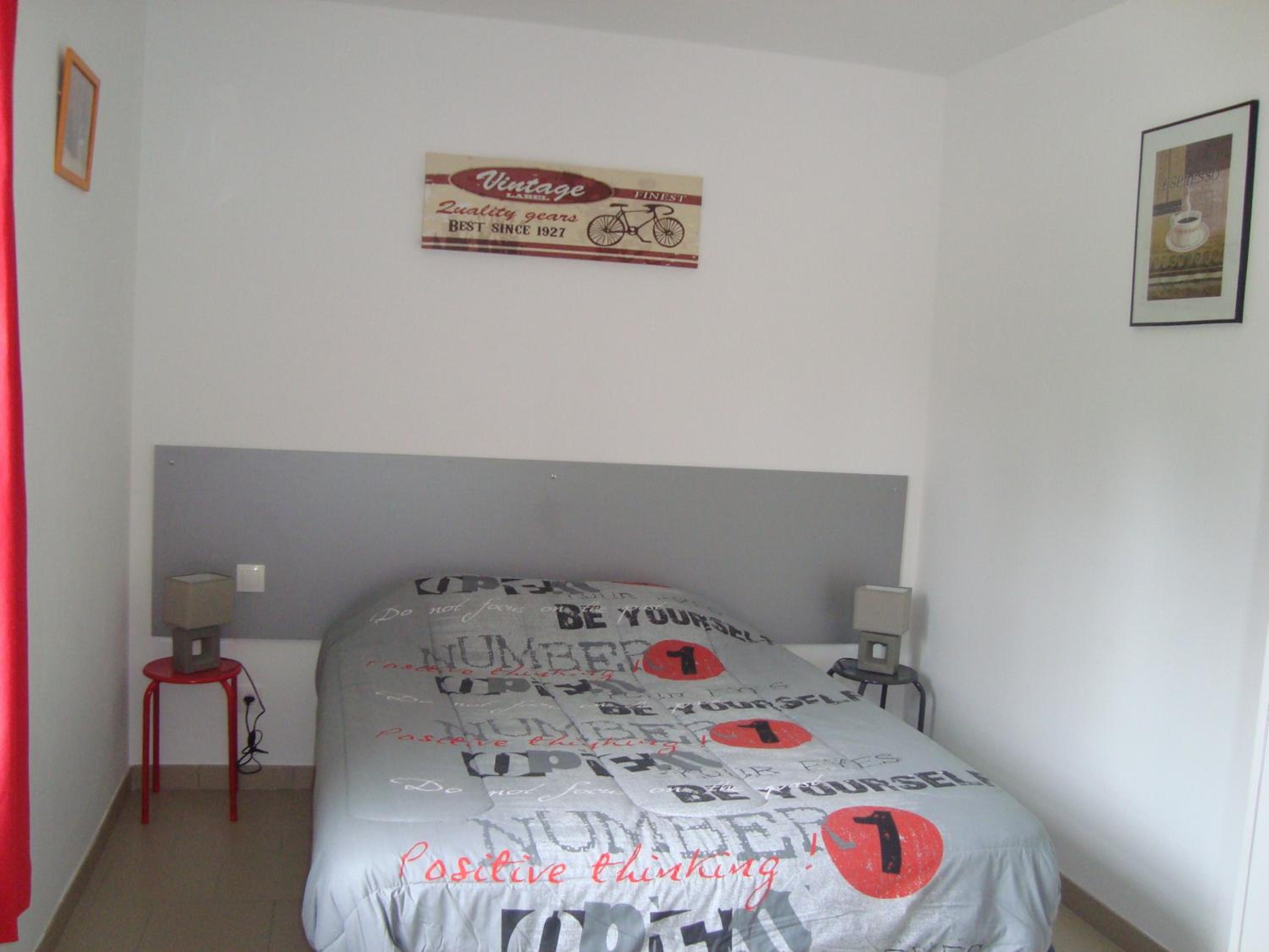 Two-Bedroom House photo 3