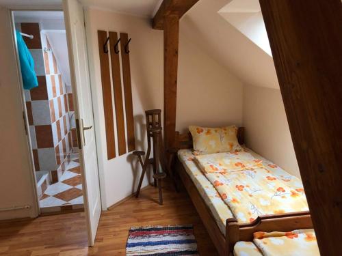 Twin Room with Private Bathroom