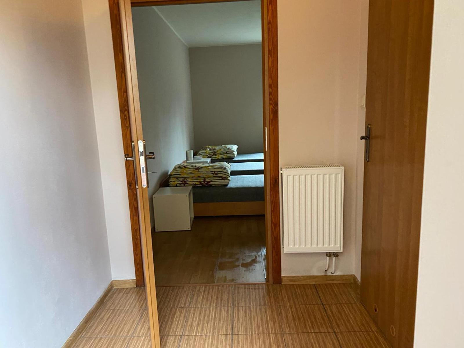 Triple Room with Bathroom - Photo 1