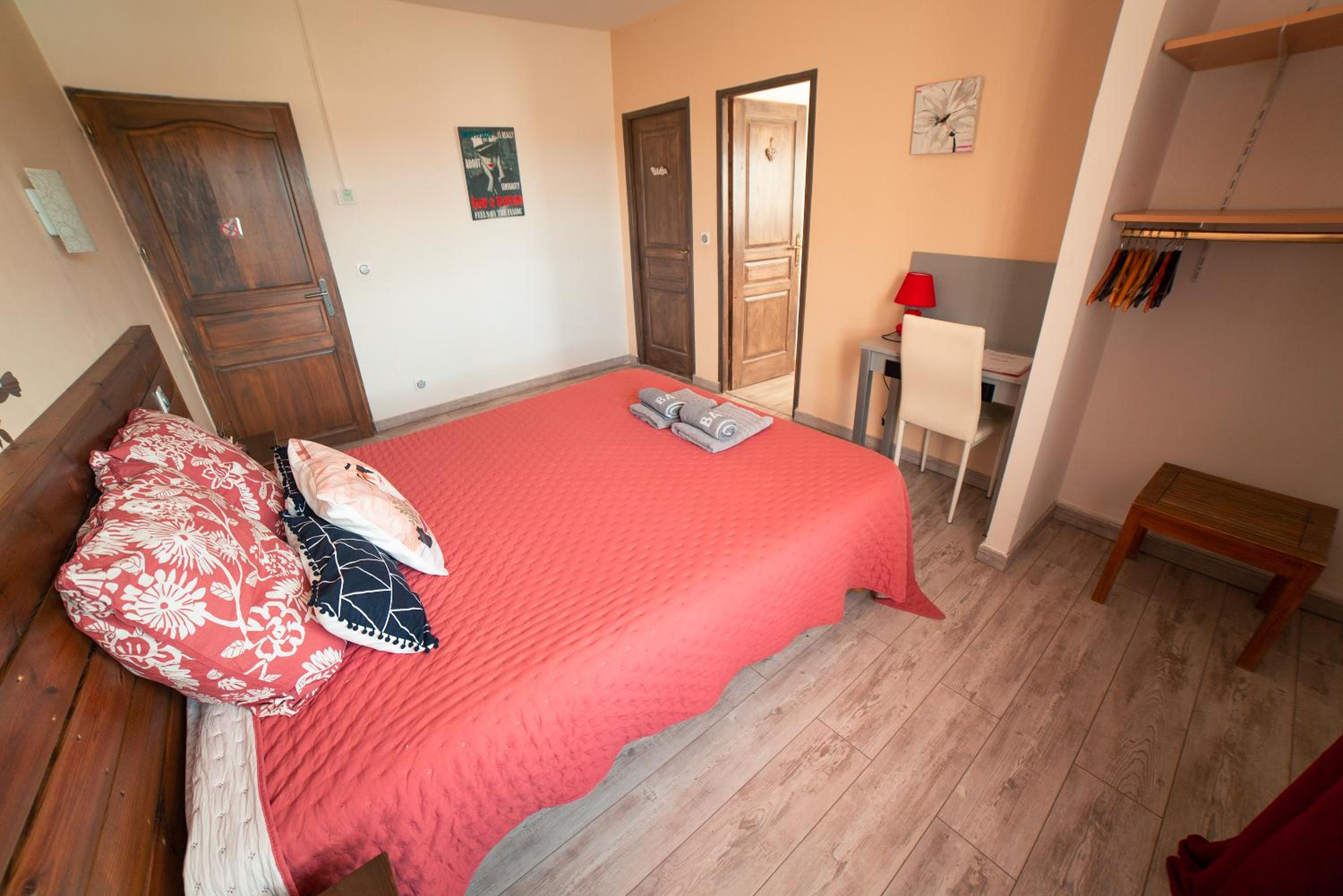Double Room photo 2