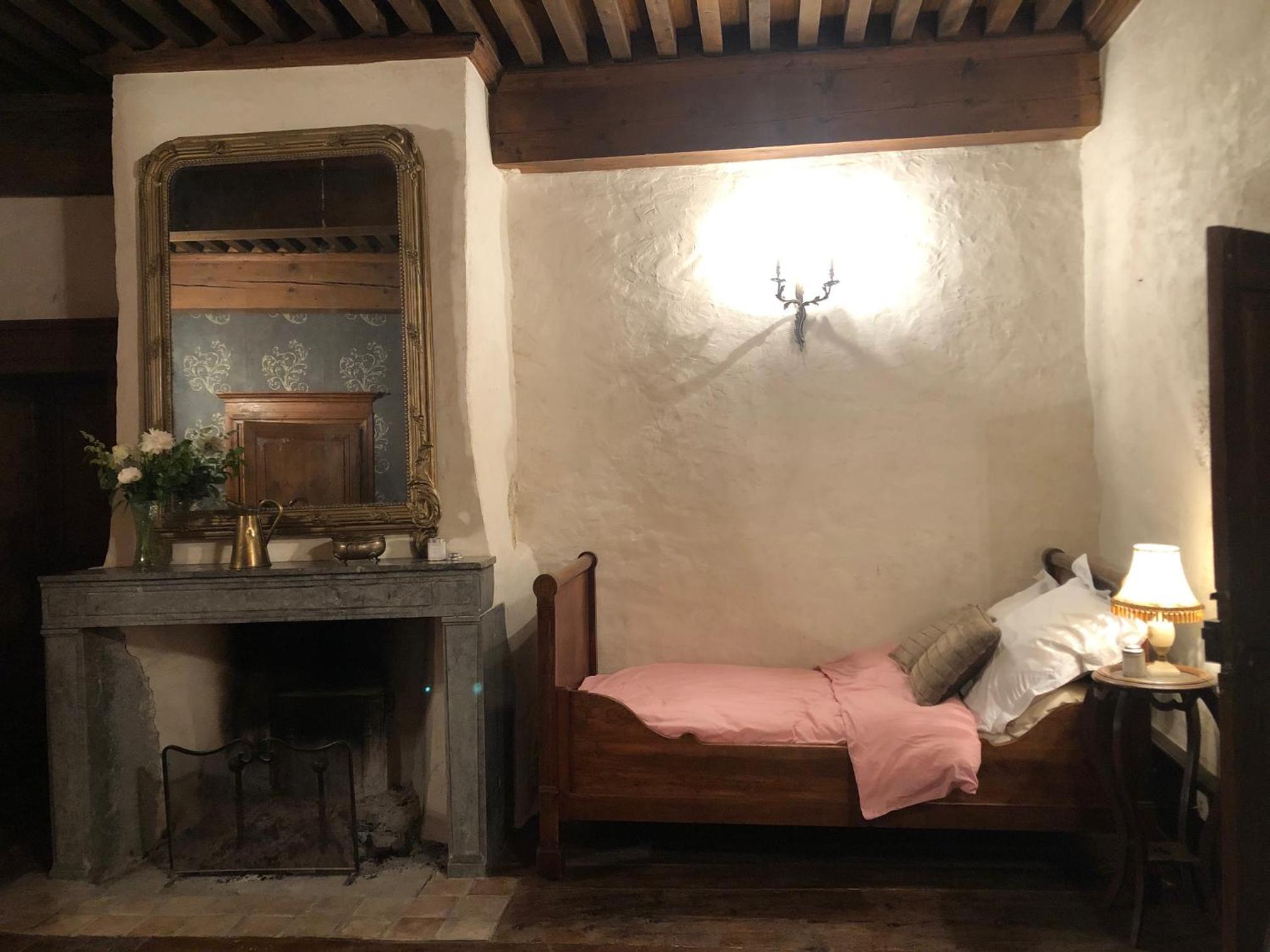 Family Room - Photo 1
