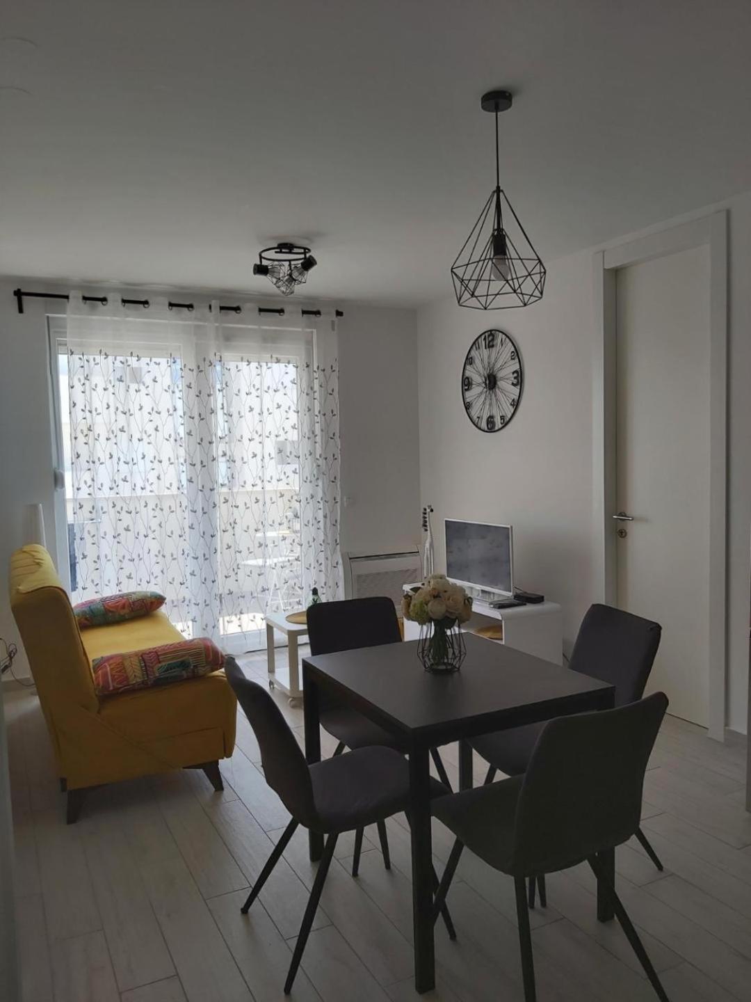 Two-Bedroom Apartment - Photo 13