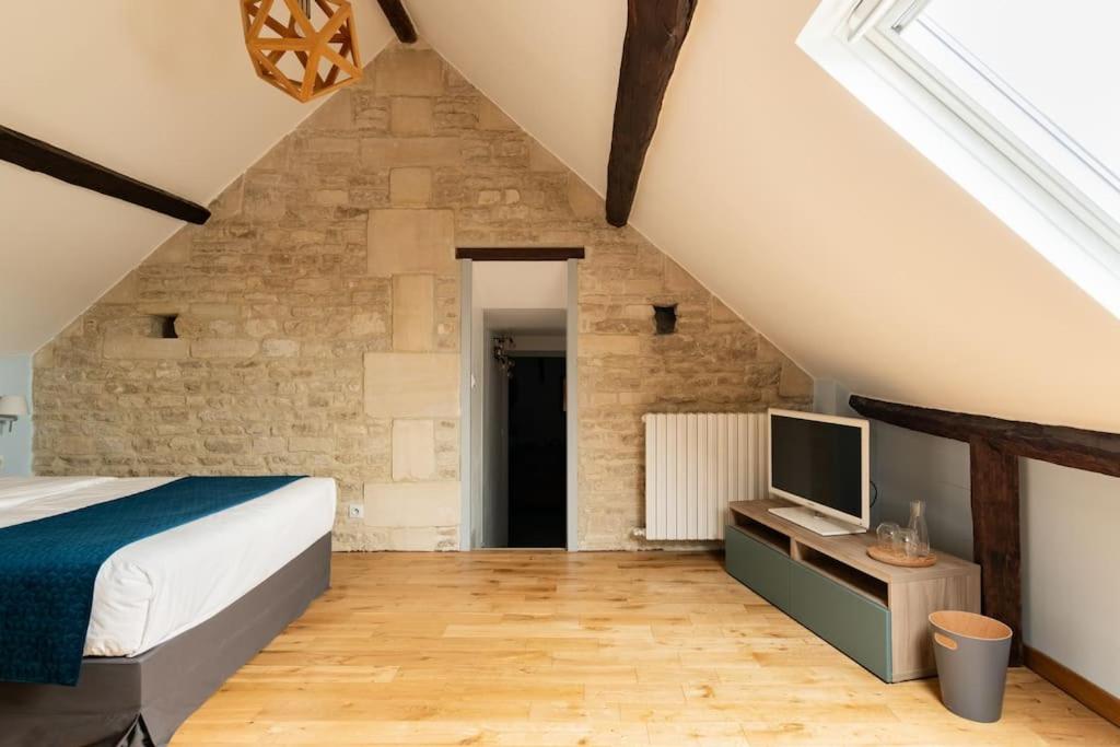 Standard Double Room - Photo 3