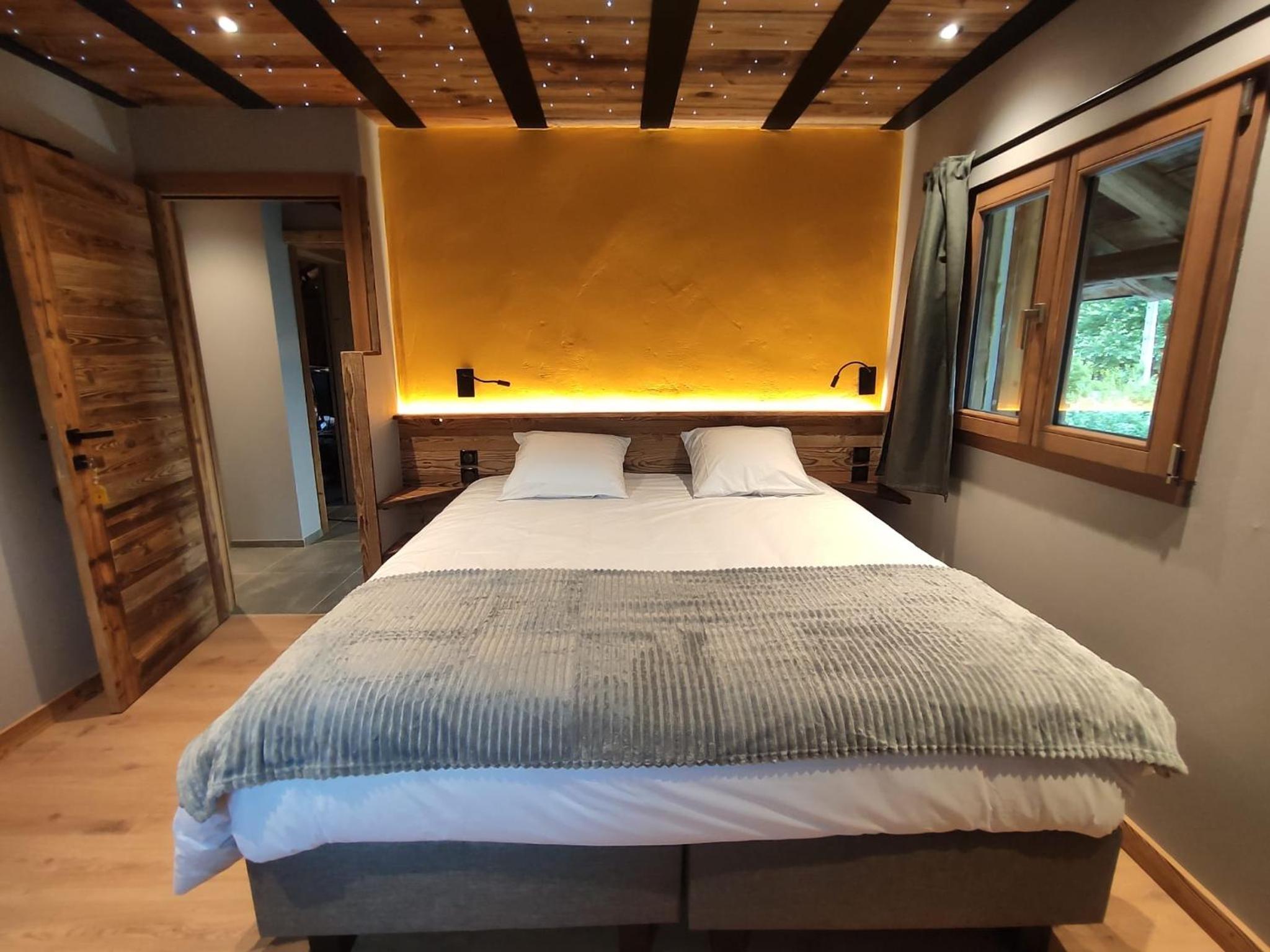 Double Room with Mountain View