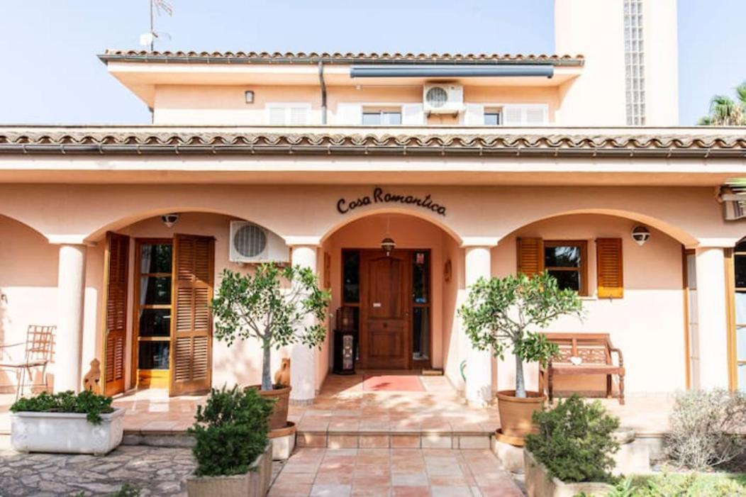 Villa photo 1