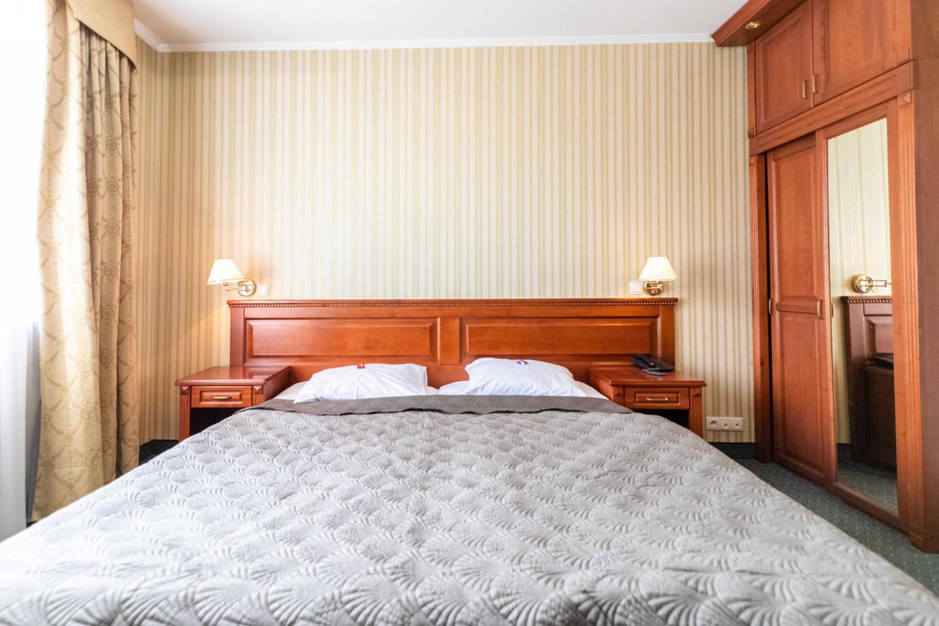 Budget Double Room photo 1
