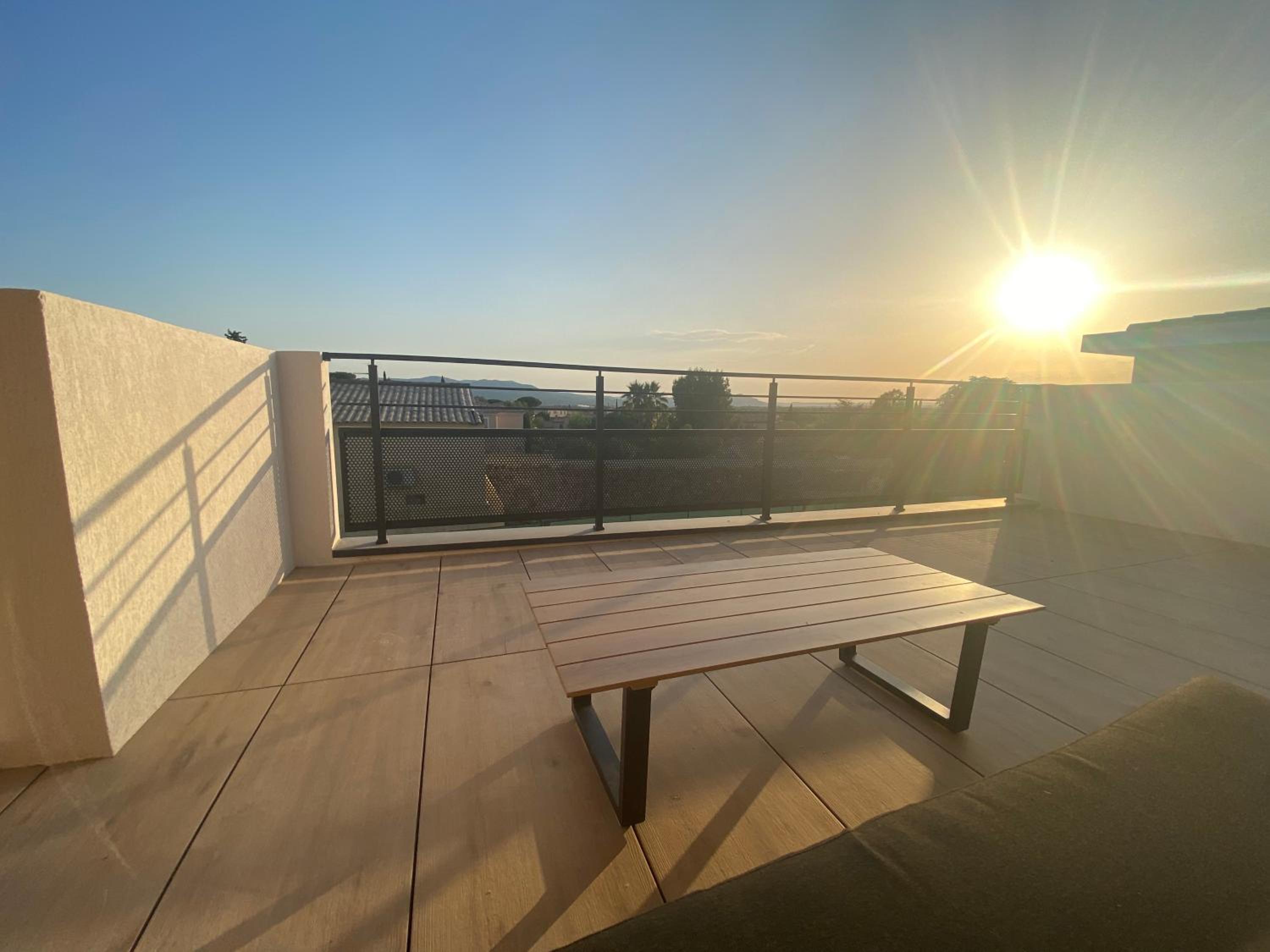 Apartment with Terrace photo 1