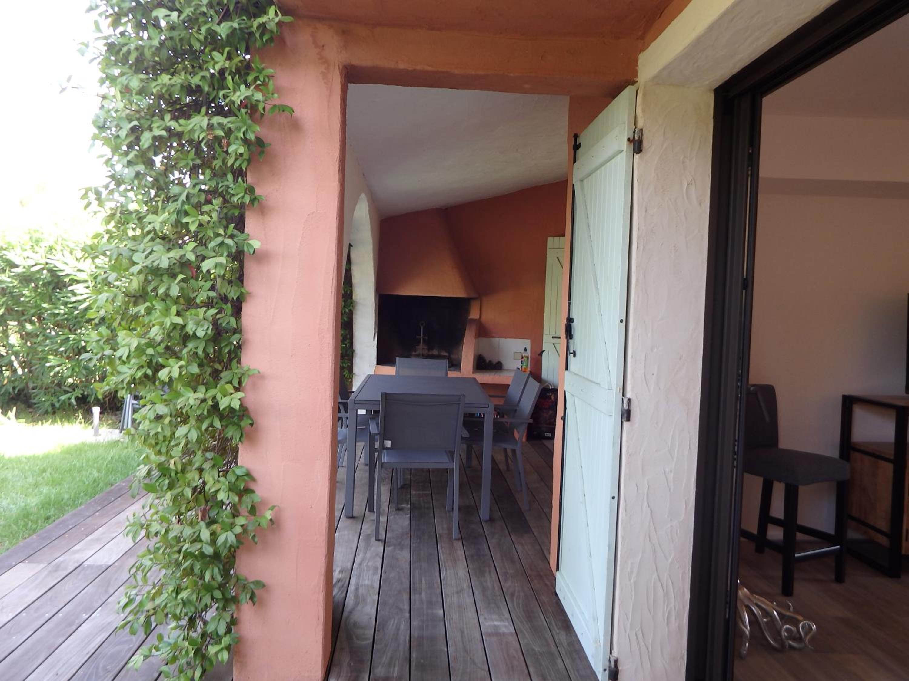 Superior Villa photo 3