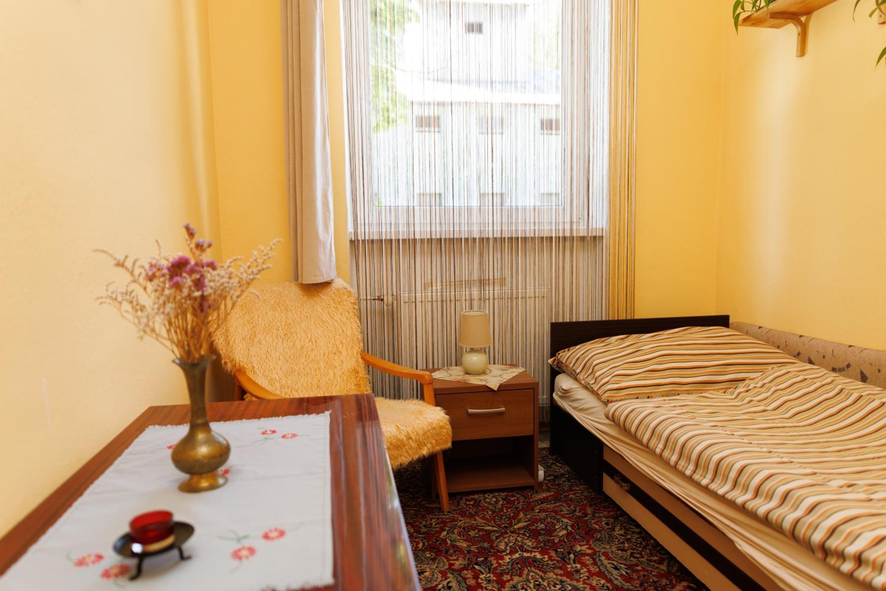 Budget Single Room photo 2